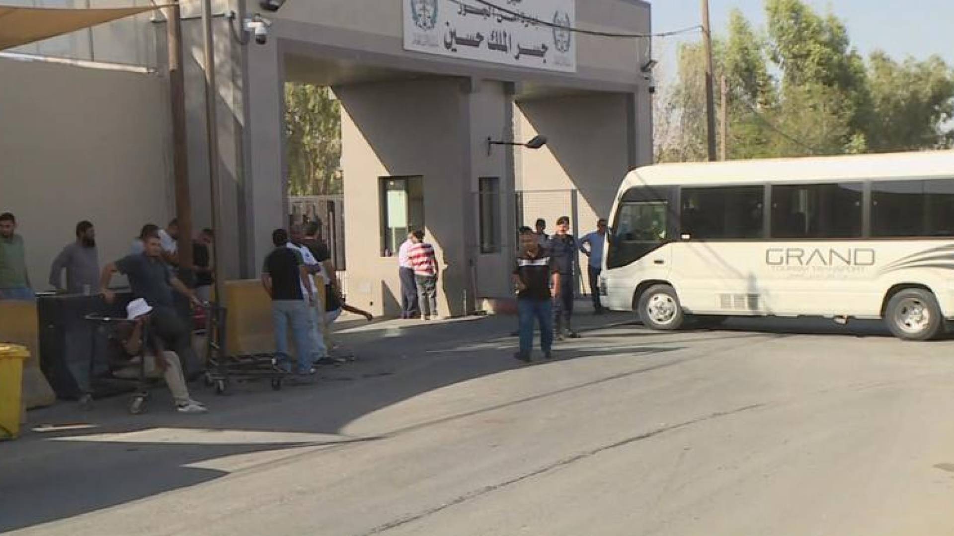 جسر الملك حسين