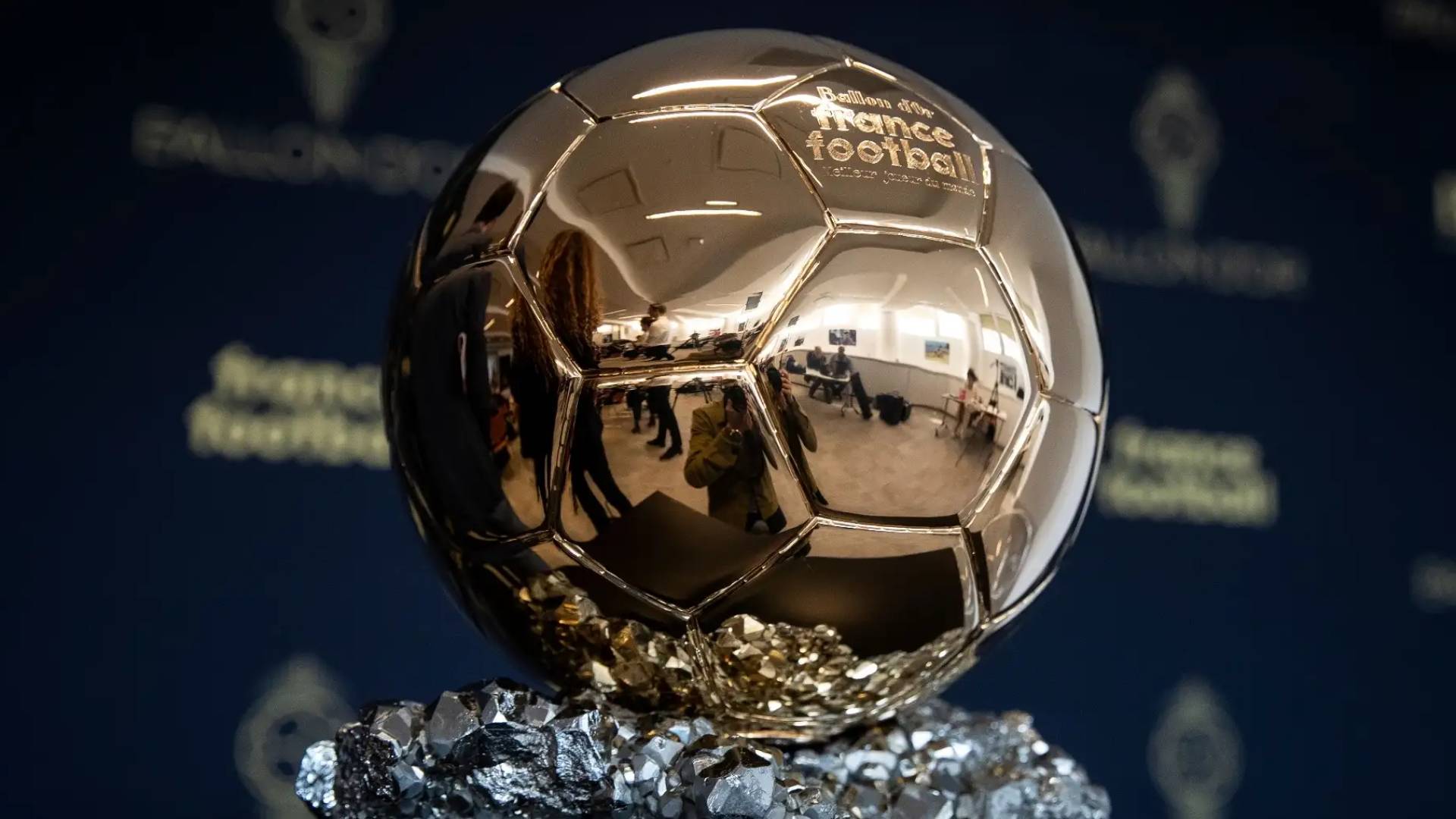 البالون دور