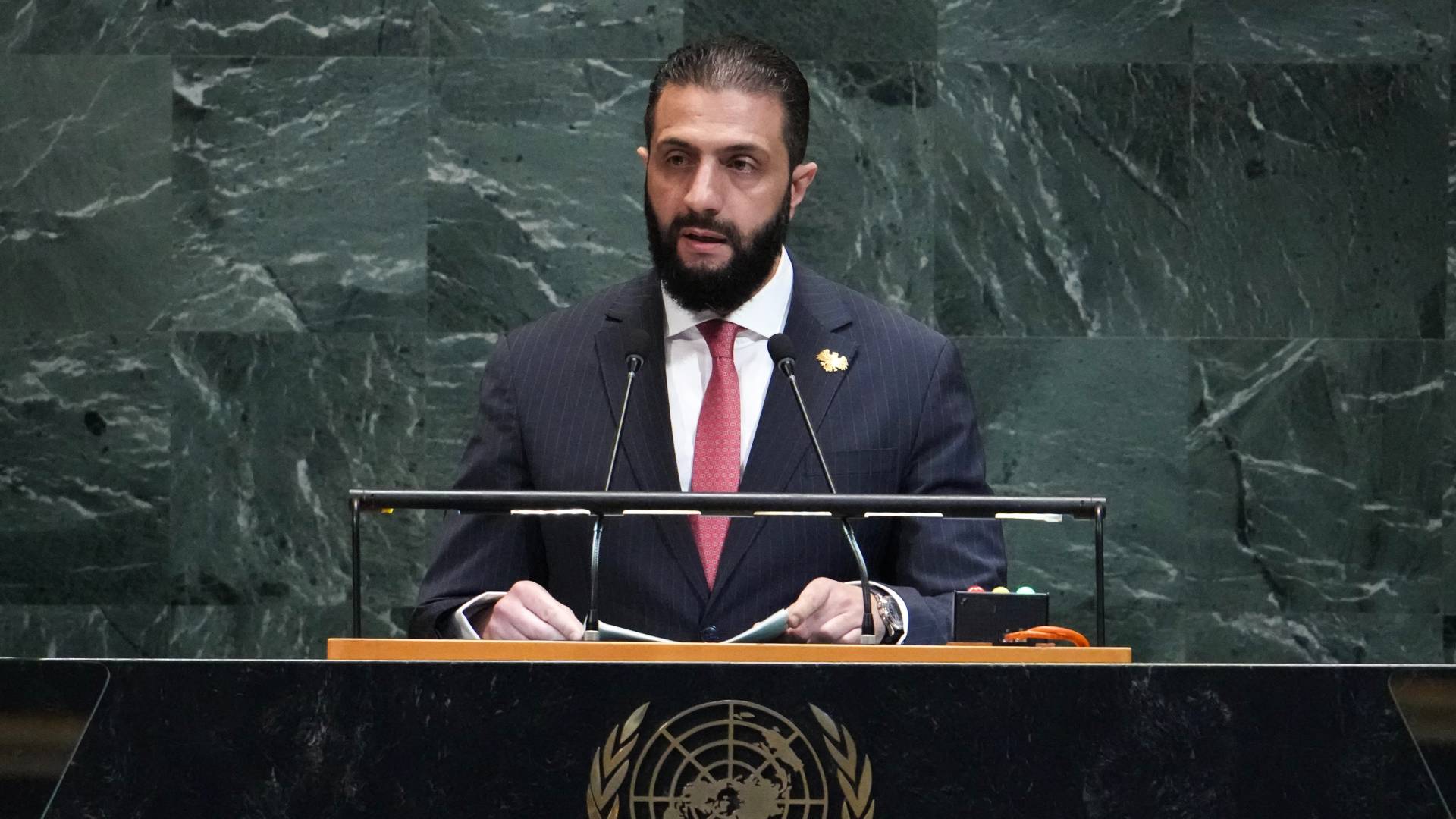 الرئيس السوري أحمد الشرع
