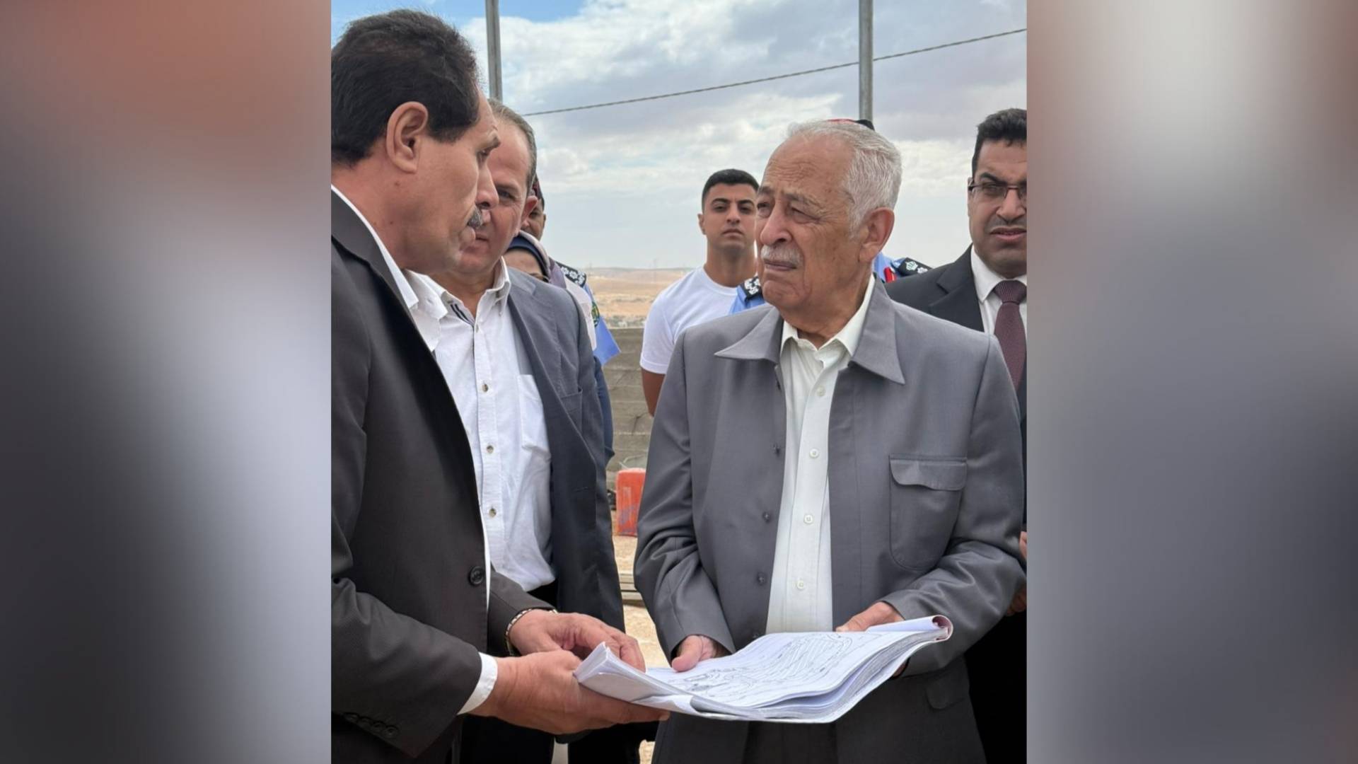 رئيس الديوان الملكي يتفقد مشاريع مبادرات ملكية تنموية في المفرق