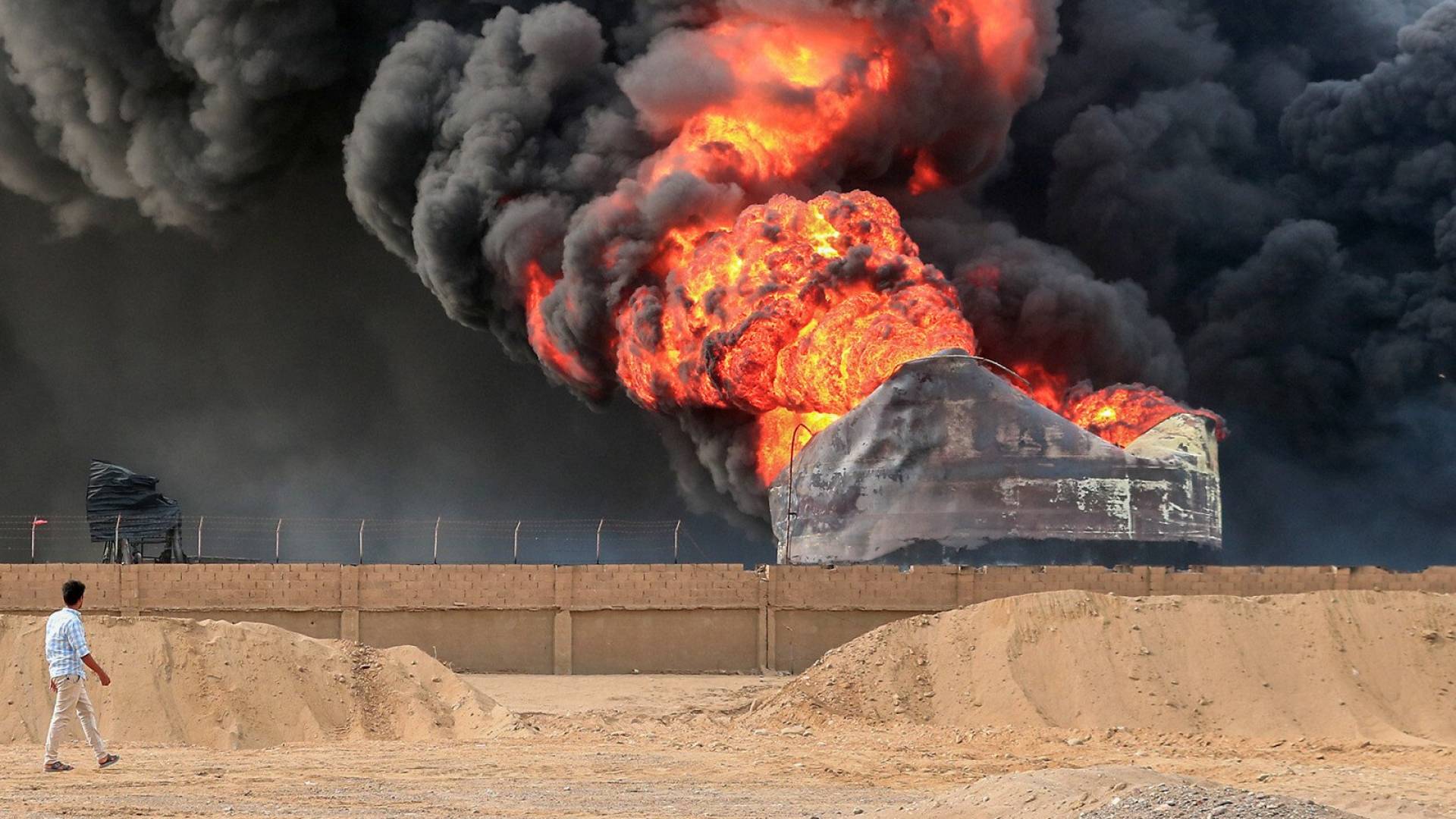 إعلام الاحتلال: غارات تستهدف 13 هدفا للحوثيين في صنعاء بينها مقرات وقادة