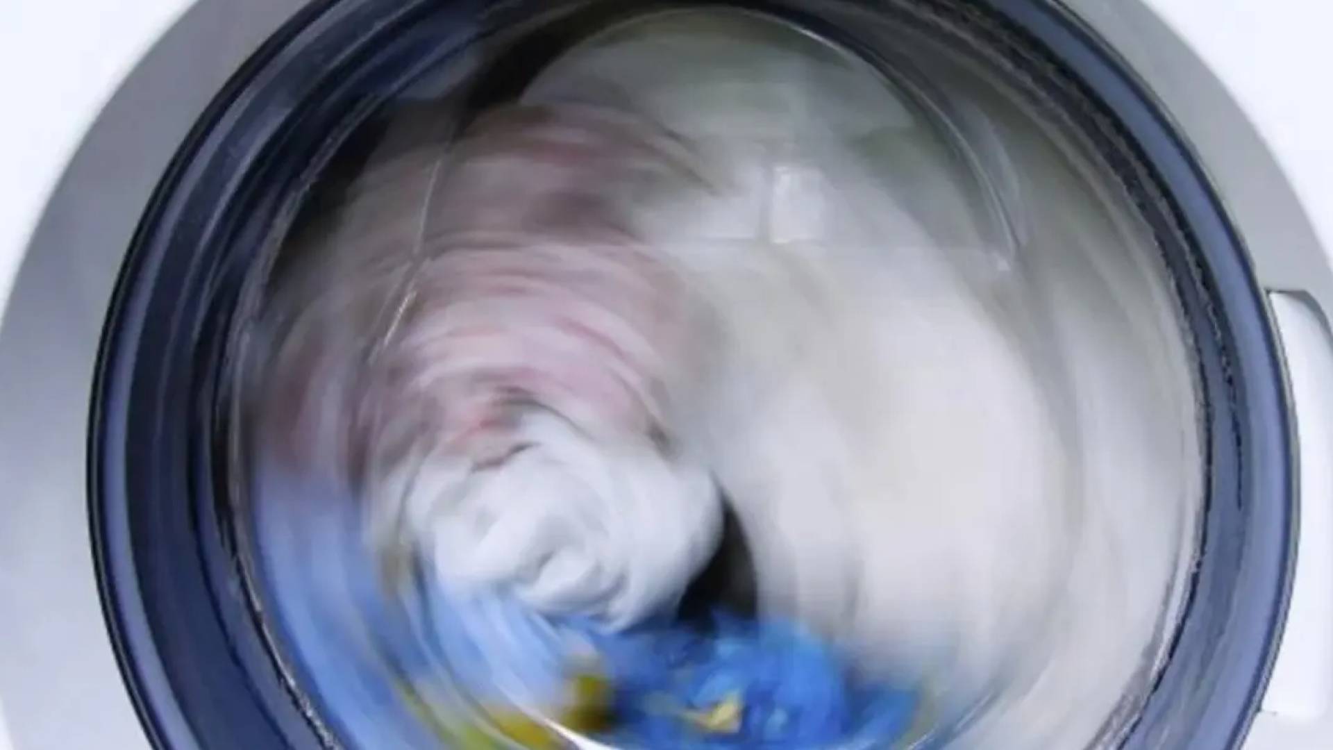 نهاية وحش بشري: التفاصيل الكاملة لإعدام الخادمة التي قتلت رضيعا في الغسالة