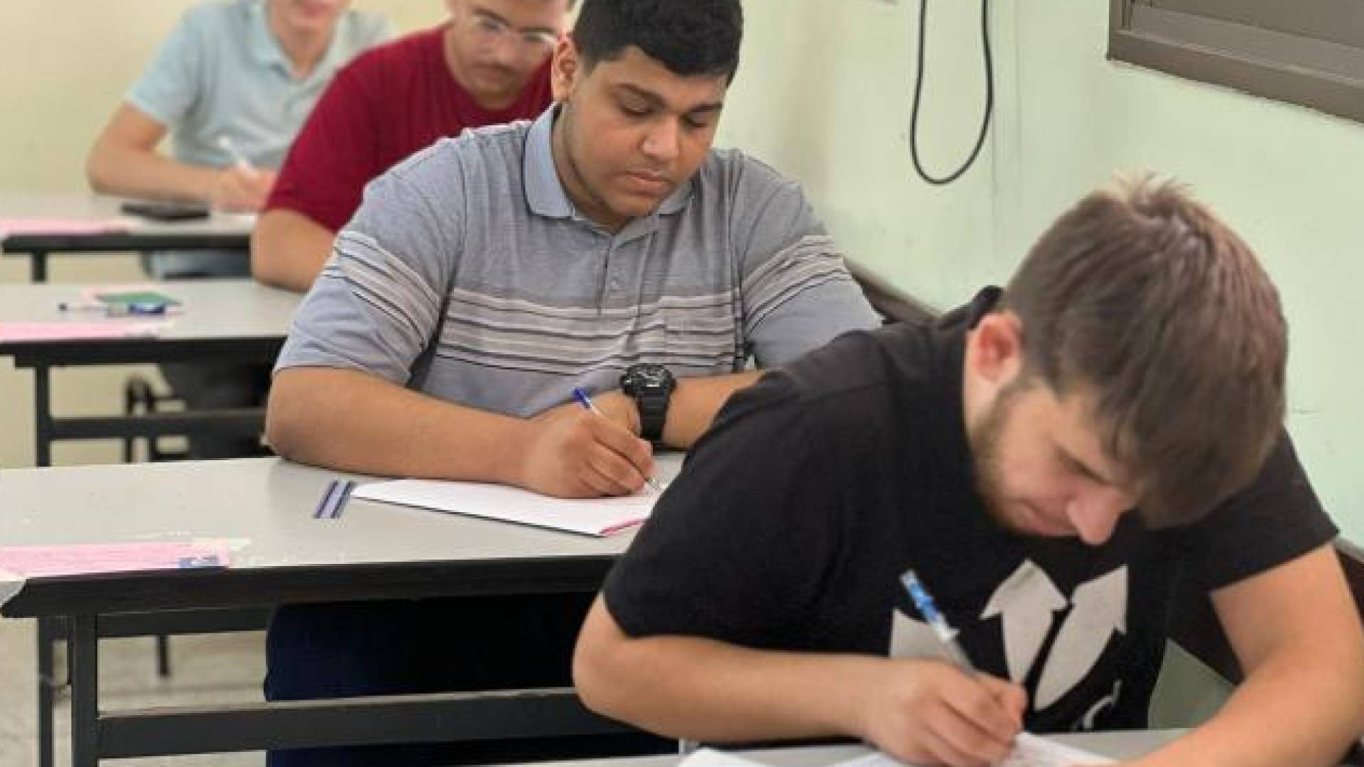 تعليم غزة: تعلن طبيعة أسئلة "توجيهي 2025" .. إليكم التفاصيل الكاملة