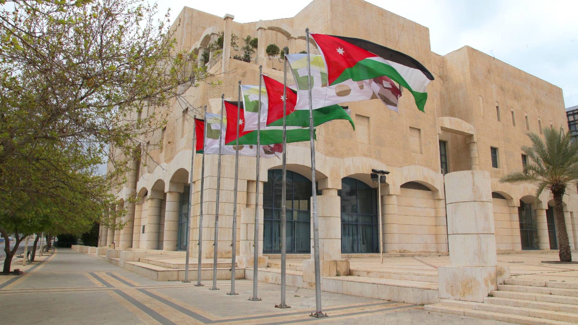 أمانة عمان تعلن انتهاء أعمال إنشاء تقاطع المحمدية والتشغيل صباح الجمعة