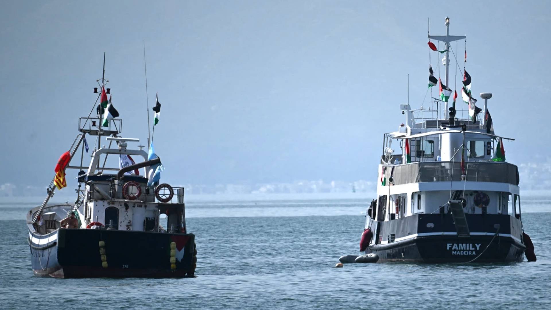 السفن المشاركة في أسطول الصمود المتجه إلى غزة