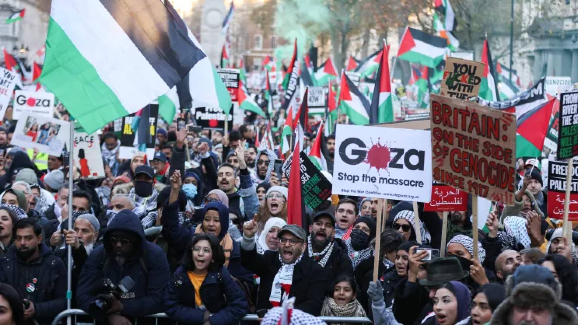 جانب من المسيرات المؤيدة للفلسطينيين في بريطانيا