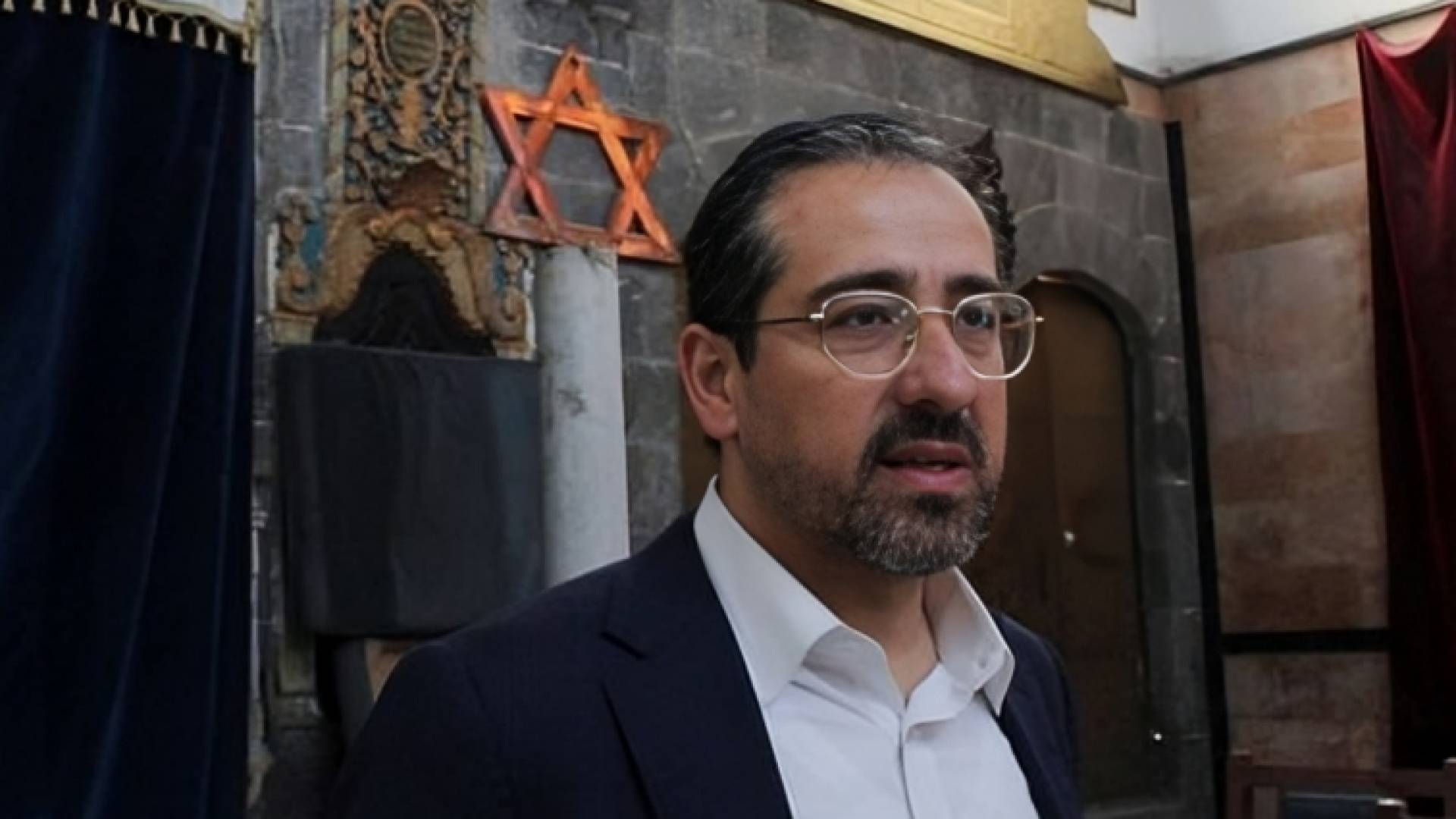 مرشح البرلمان السوري هنري حمرا