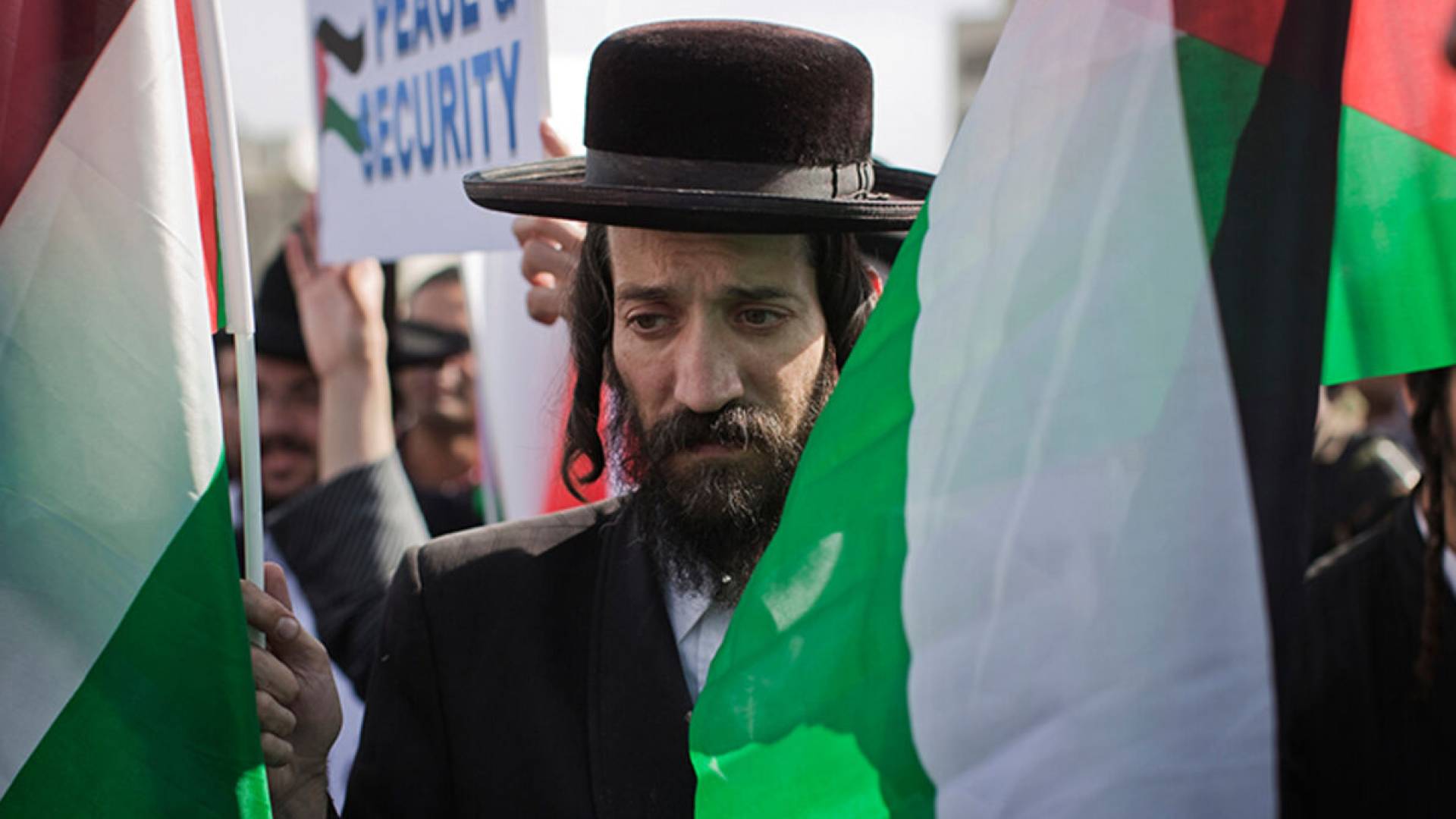 حاخام يهودي في مظاهرة بامريكا داعمة للقضية الفلسطينية