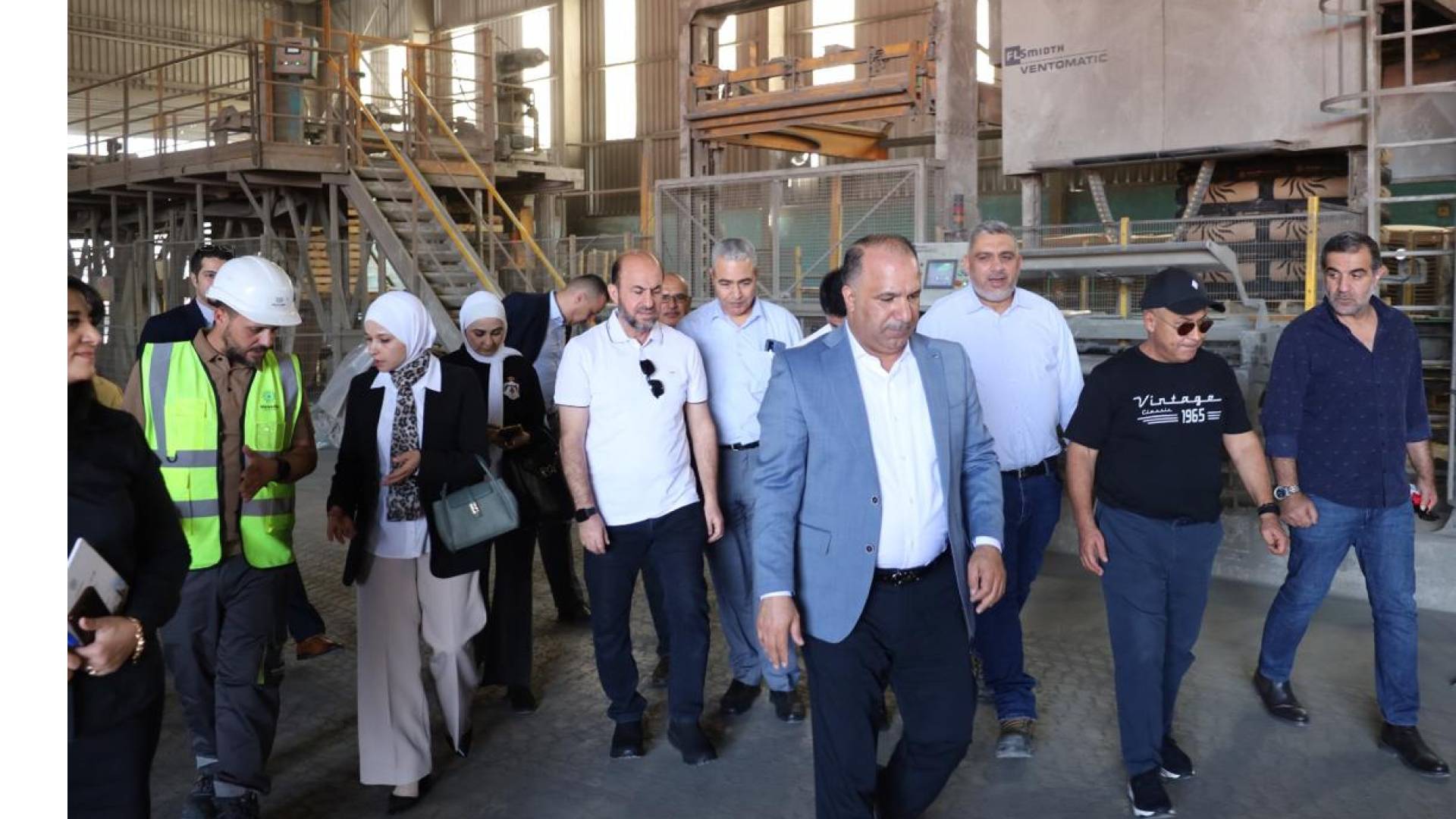 هيئة تنظيم الطاقة تعزز متابعتها للمشاريع الكبرى وتزور مجمع المناصير الصناعي