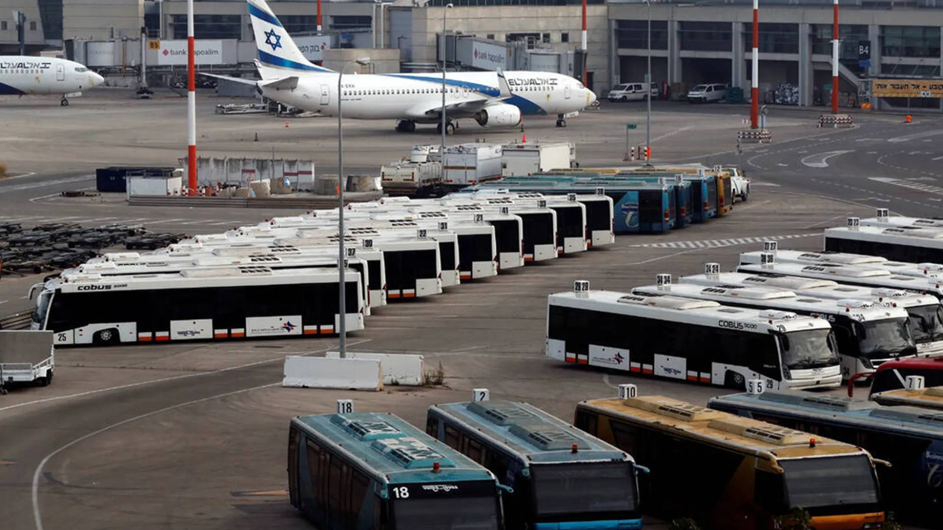 مطار بن غوريون في تل أبيب