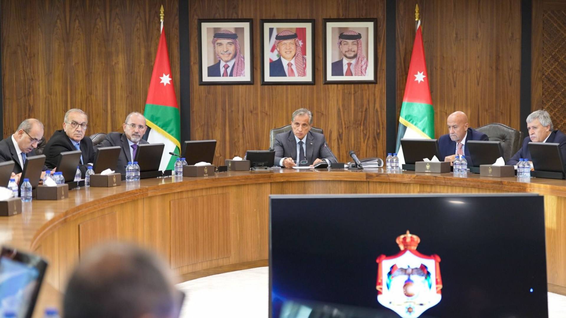 قرارات مهمة للأردنيين صادرة عن مجلس الوزراء الأحد