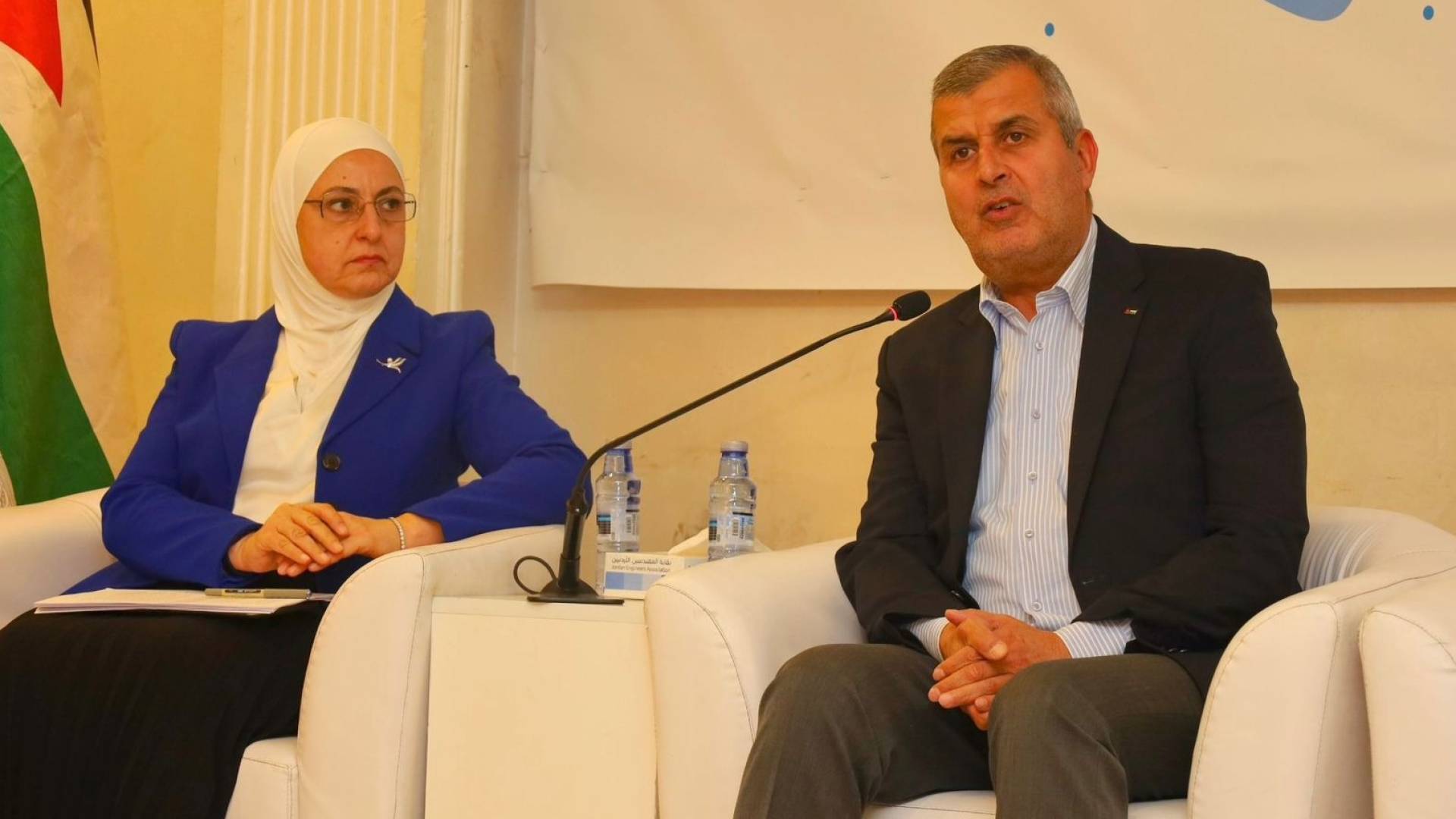 وزير الطاقة: تنفيذ 14 مشروعا للهيدروجين الأخضر لتعزيز مكانة الأردن كمركز إقليمي للطاقة النظيفة