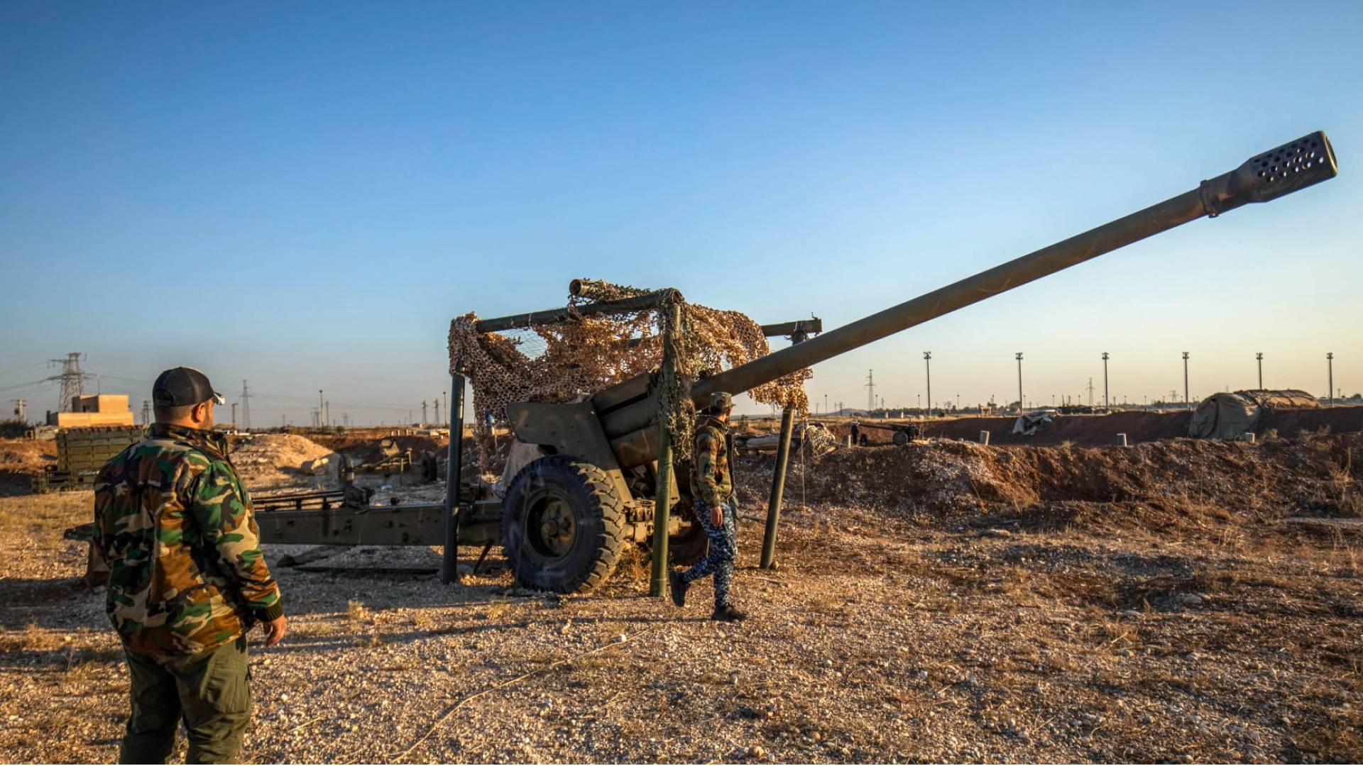 اشتباكات عنيفة بين الجيش السوري و"قسد" في حلب.. فيديو