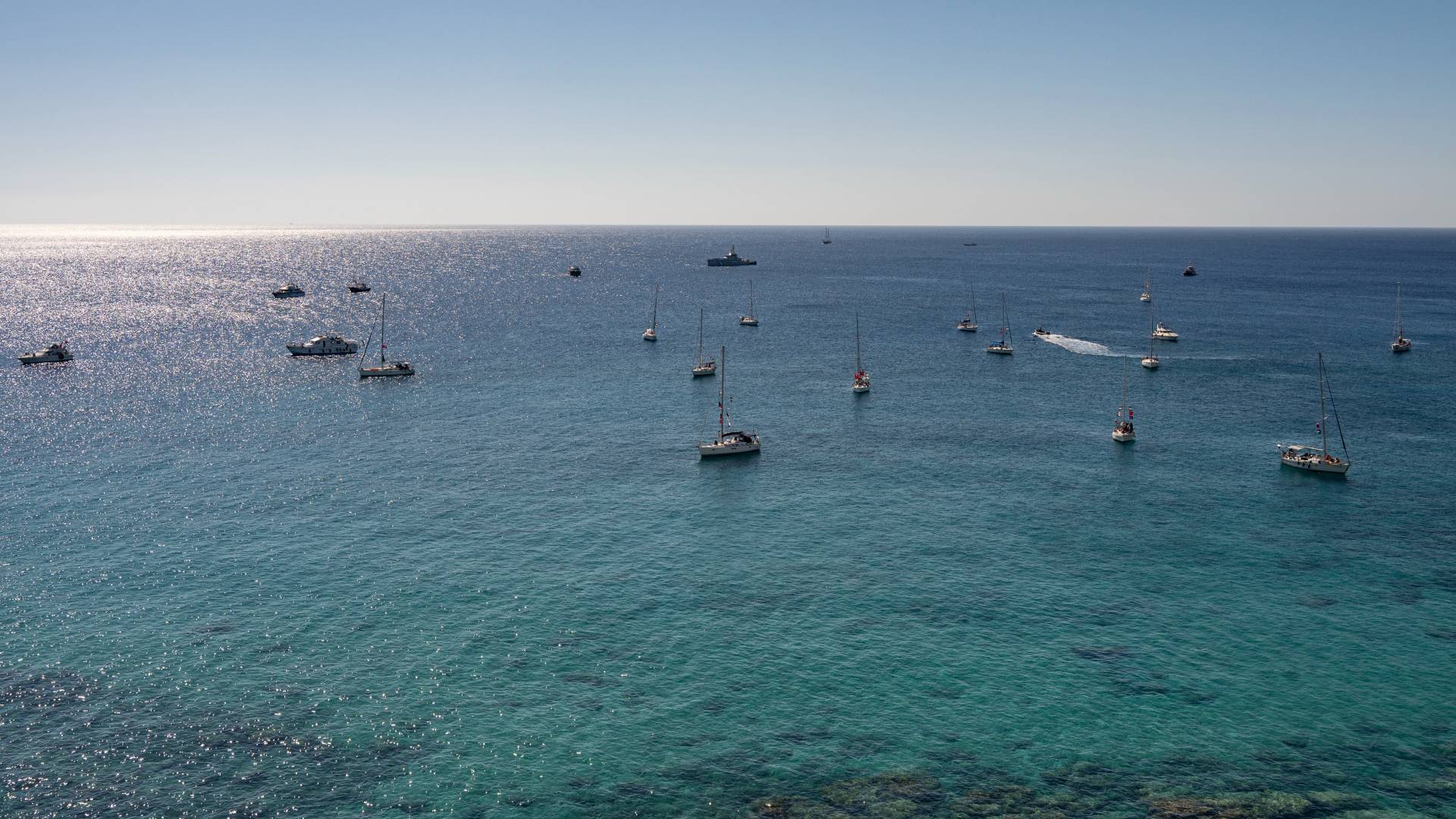 سفن من أسطول الصمود