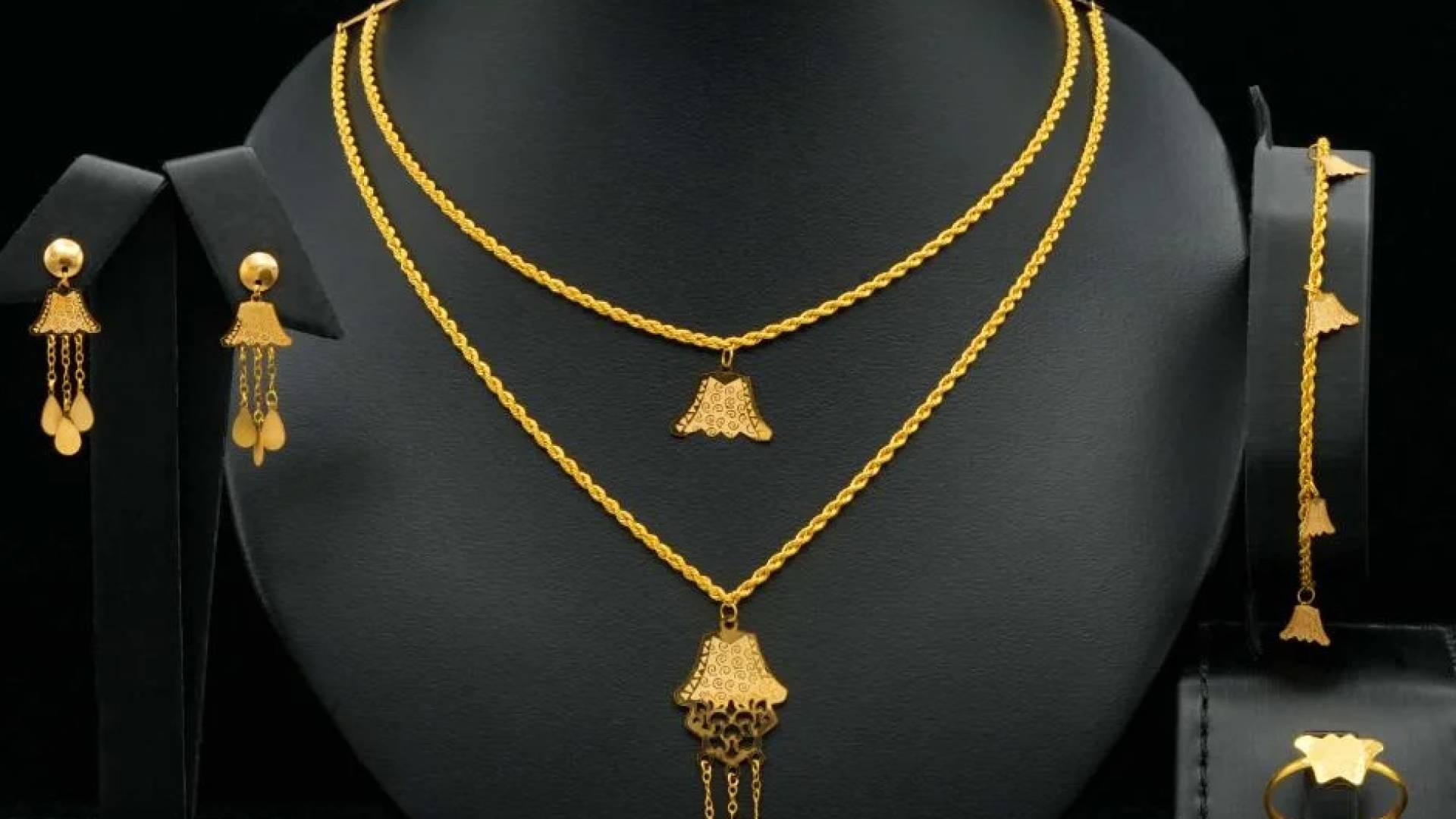 مصوغات ذهبية