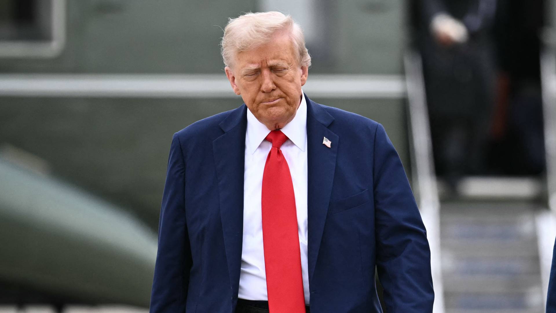 ترمب يشكر إيران على دعم اتفاق غزة.. ويهدد بطرد إسبانيا من "الناتو"