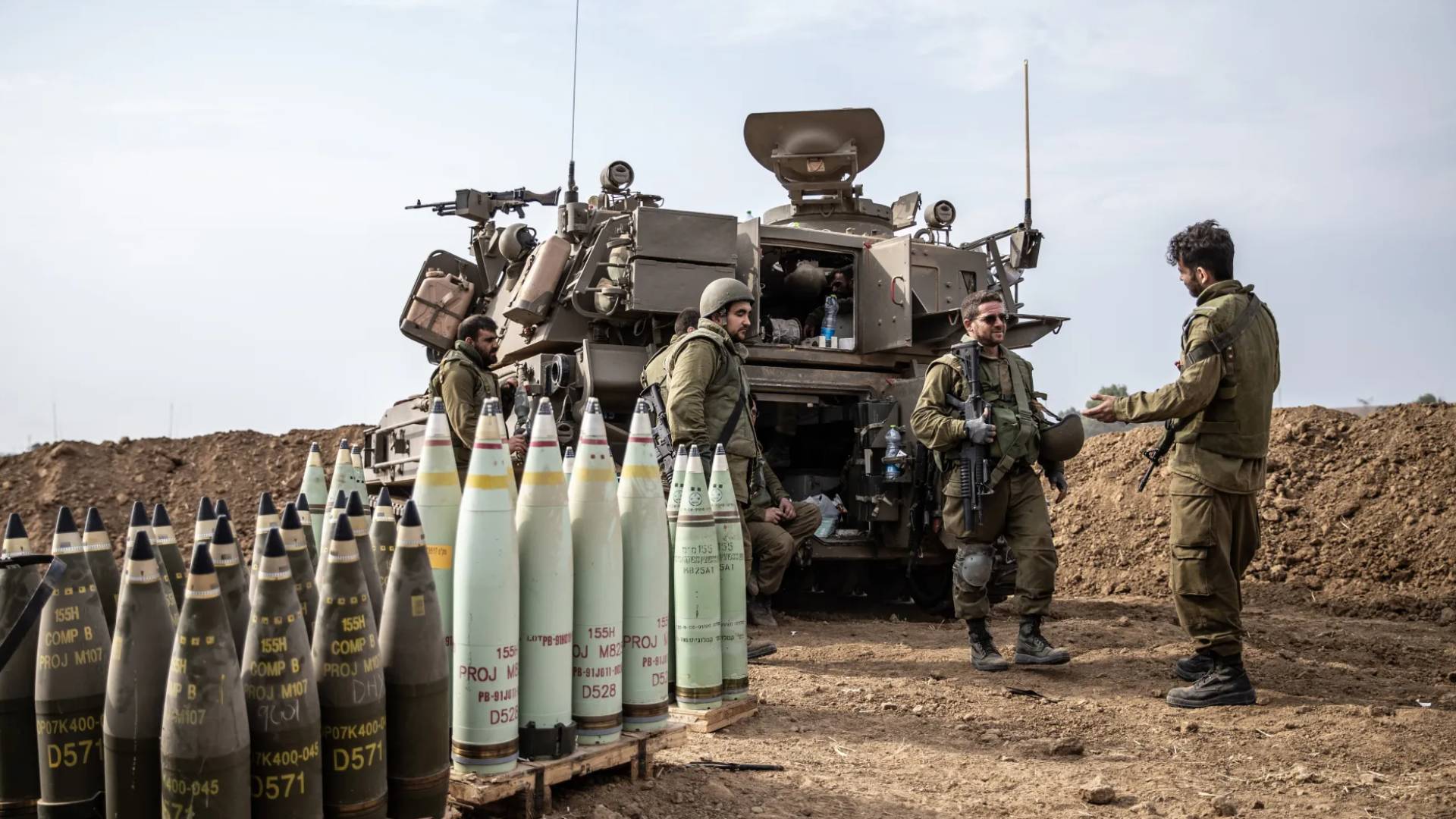 قوات أمريكية تصل تل أبيب للمشاركة في الإشراف على تنفيذ وقف إطلاق النار بغزة