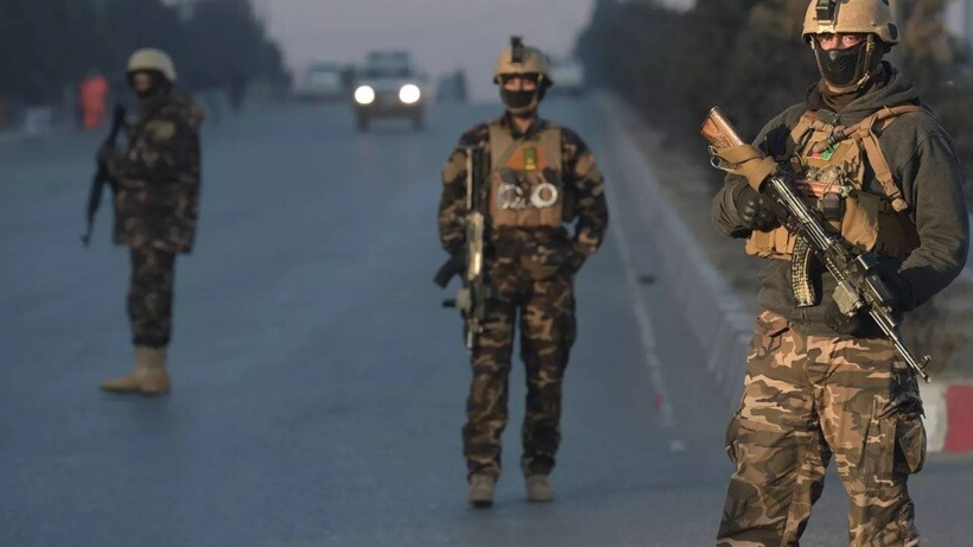 طالبان تعلن مقتل 58 جنديا باكستانيا في تصعيد حدودي خطير