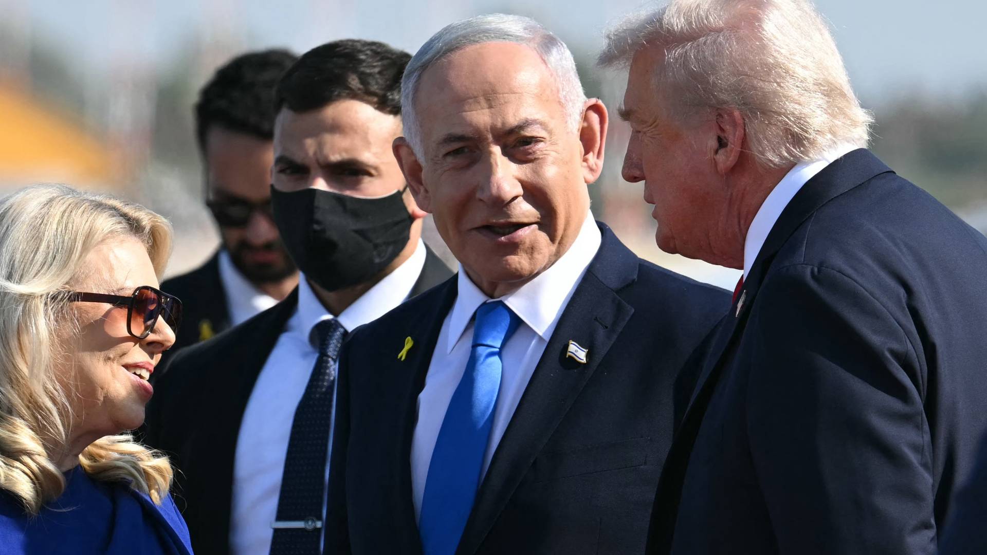 الرئيس الأمريكي دونالد ترمب ورئيس وزراء الاحتلال نتنياهو