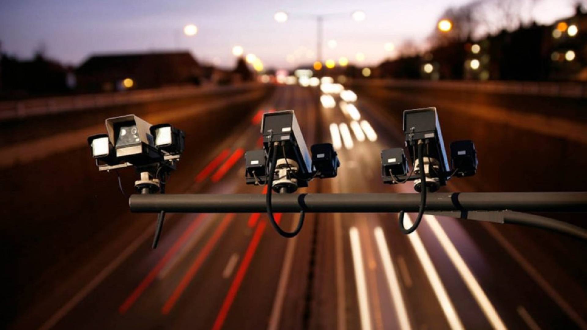 كاميرات مخالفات