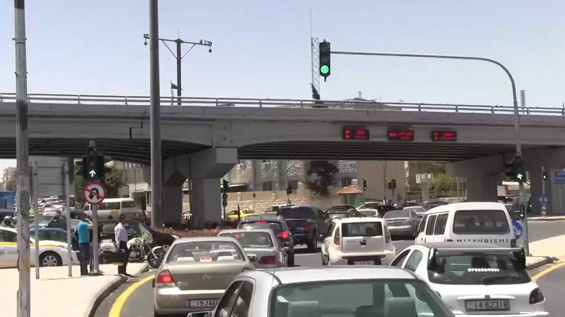 "الأشغال": بدء المرحلة الأخيرة من تأهيل جسر الثامن في عمان وإغلاق جزئي لحركة السير