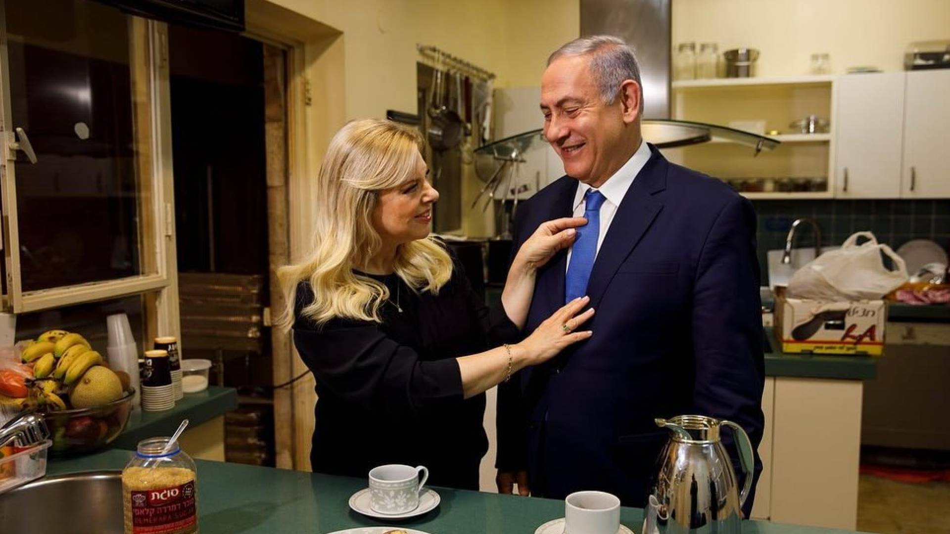 سارة تهنئ زوجها المطلوب لمحكمة العدل الدولية بنيامين نتنياهو بعيد ميلاده