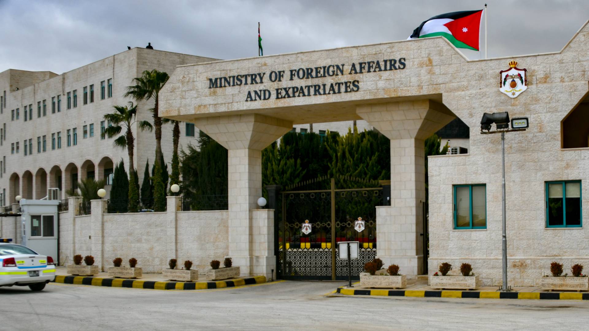 الأردن يرحب برأي "العدل الدولية" ويؤكد إلزام الاحتلال باحترام القانون الدولي الإنساني