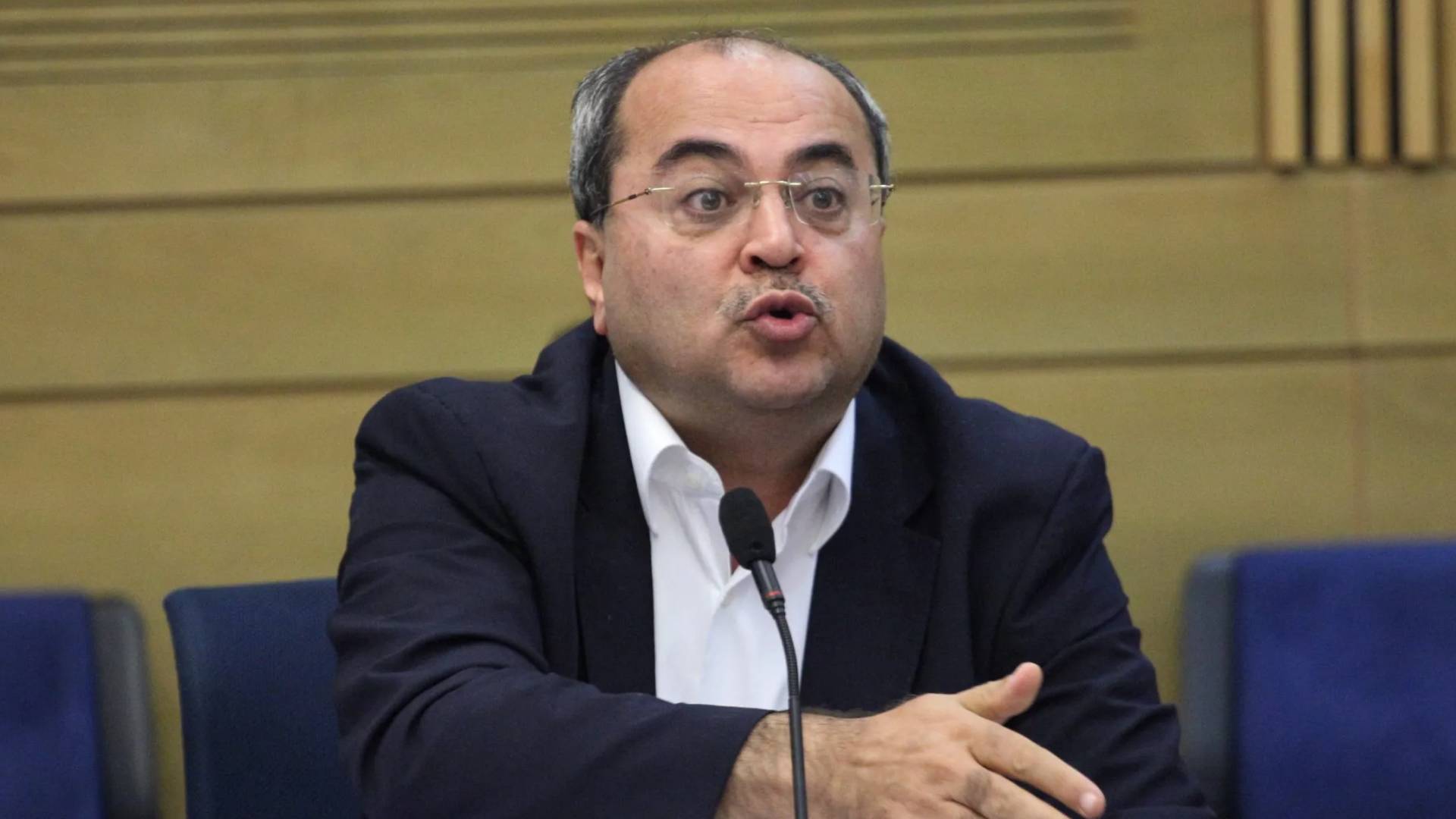 الطيبي ردا على تصريحات سموتريتش ضد السعودية: "جمال الصحراء أشرف من الحمير الفاشية في حكومة الاحتلال"