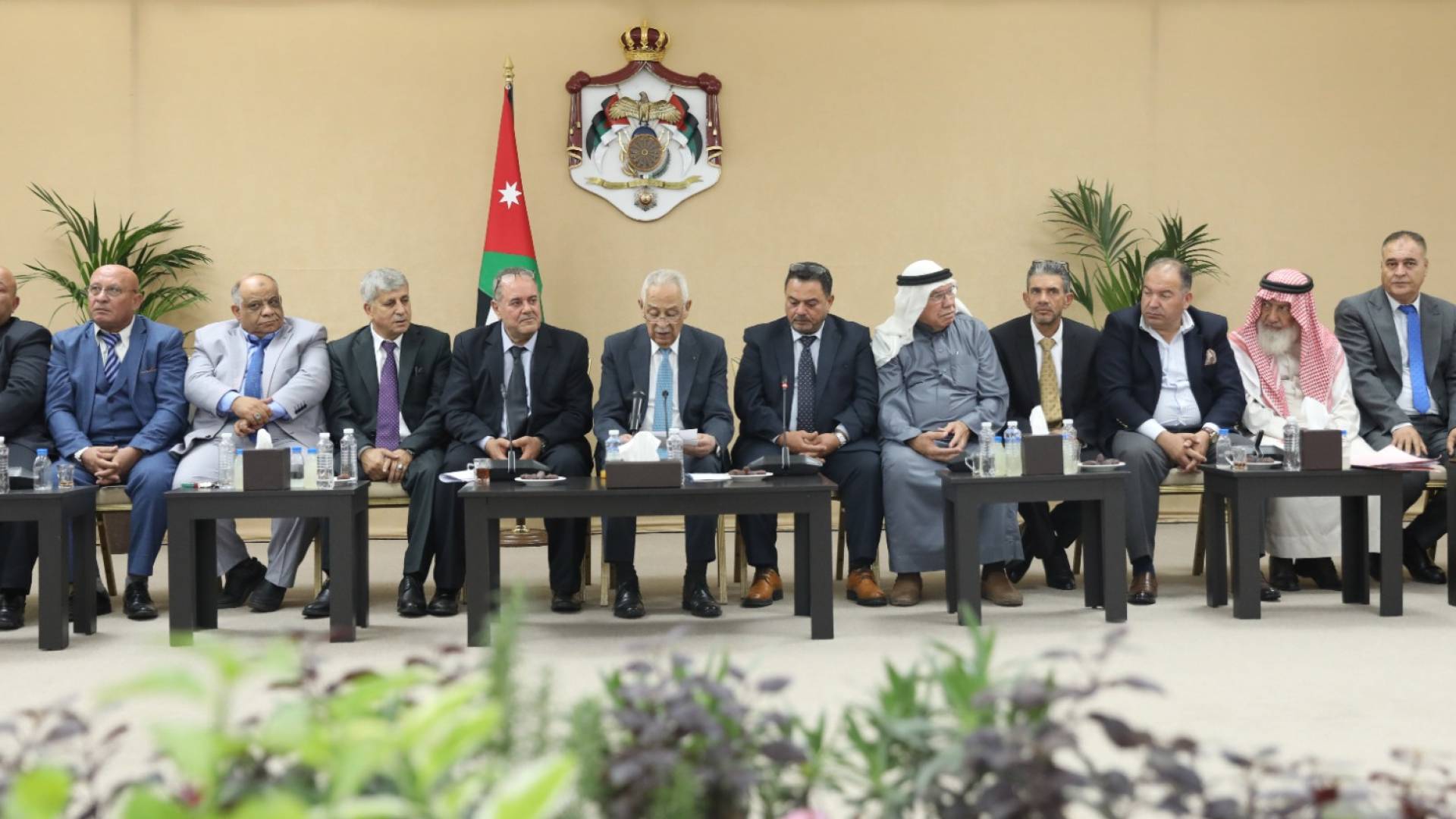 رئيس الديوان الملكي يلتقي أكثر من (200) شخصية من أبناء غزة المقيمين بالأردن