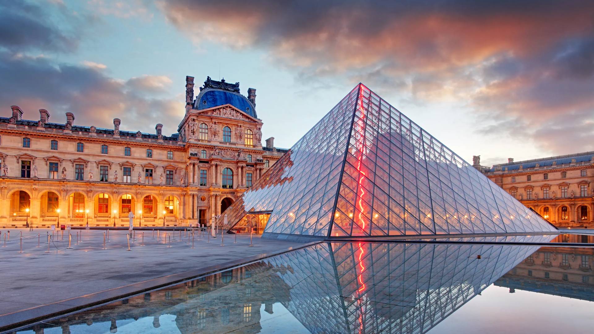 إجراء طارئ بعد سرقة اللوفر.. المتحف ينقل كنوزه الثمينة إلى مكان آمن