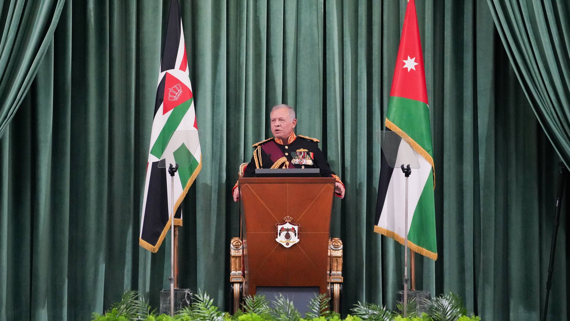 الملك يفتتح الأحد الدورة العادية الثانية لمجلس الأمة الـ20