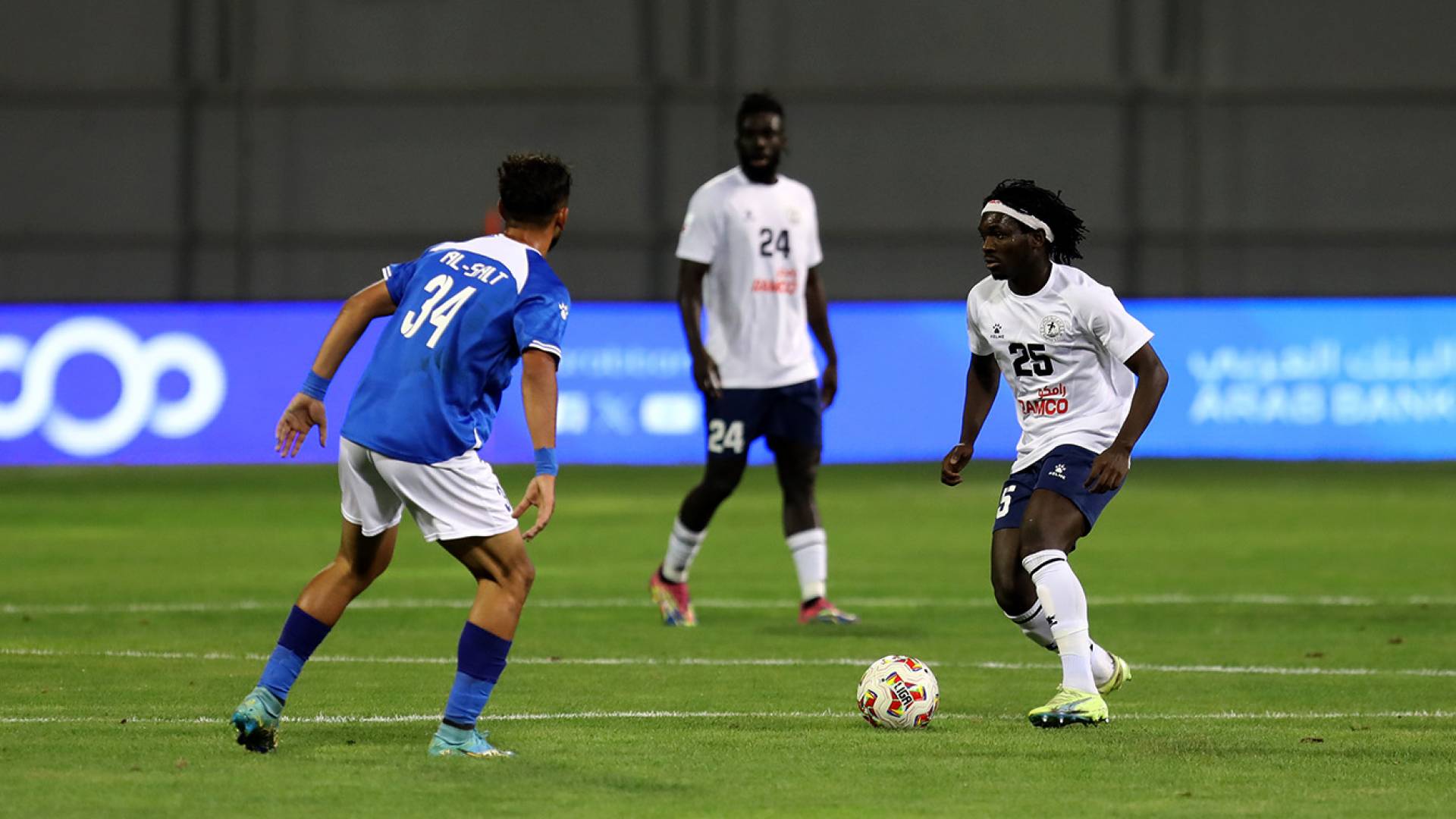 الرمثا في الصدارة رغم التعثر .. وغياب الوحدات عن الجولة