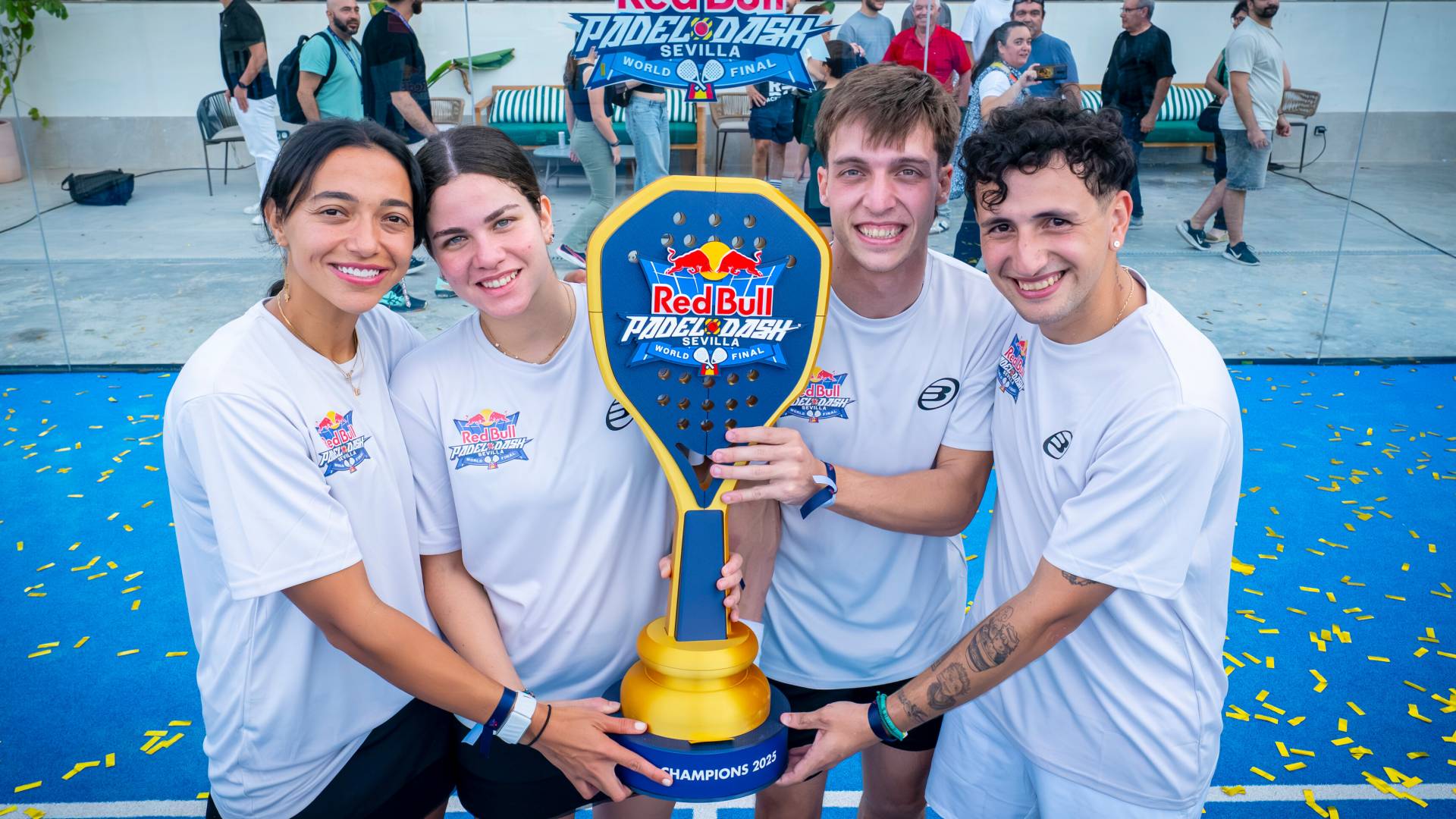 الأردن بطل العالم في النهائي لبطولة ريد بُل بادل داش في إشبيلية