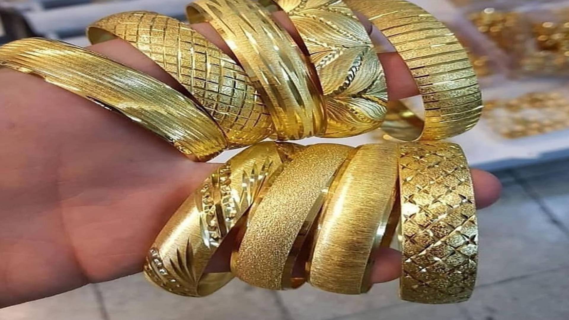 مجوهرات ذهبية