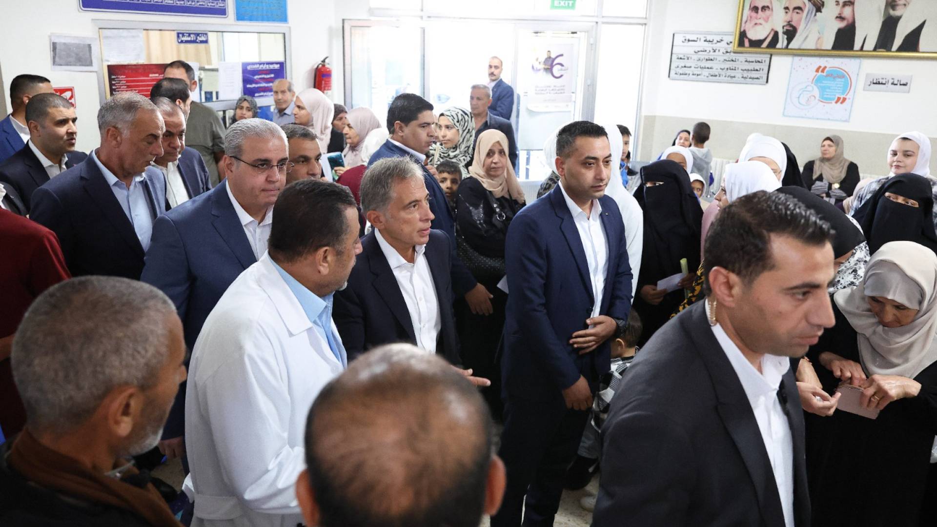 رئيس الوزراء جعفر حسان و وزير الصحة إبراهيم البدور