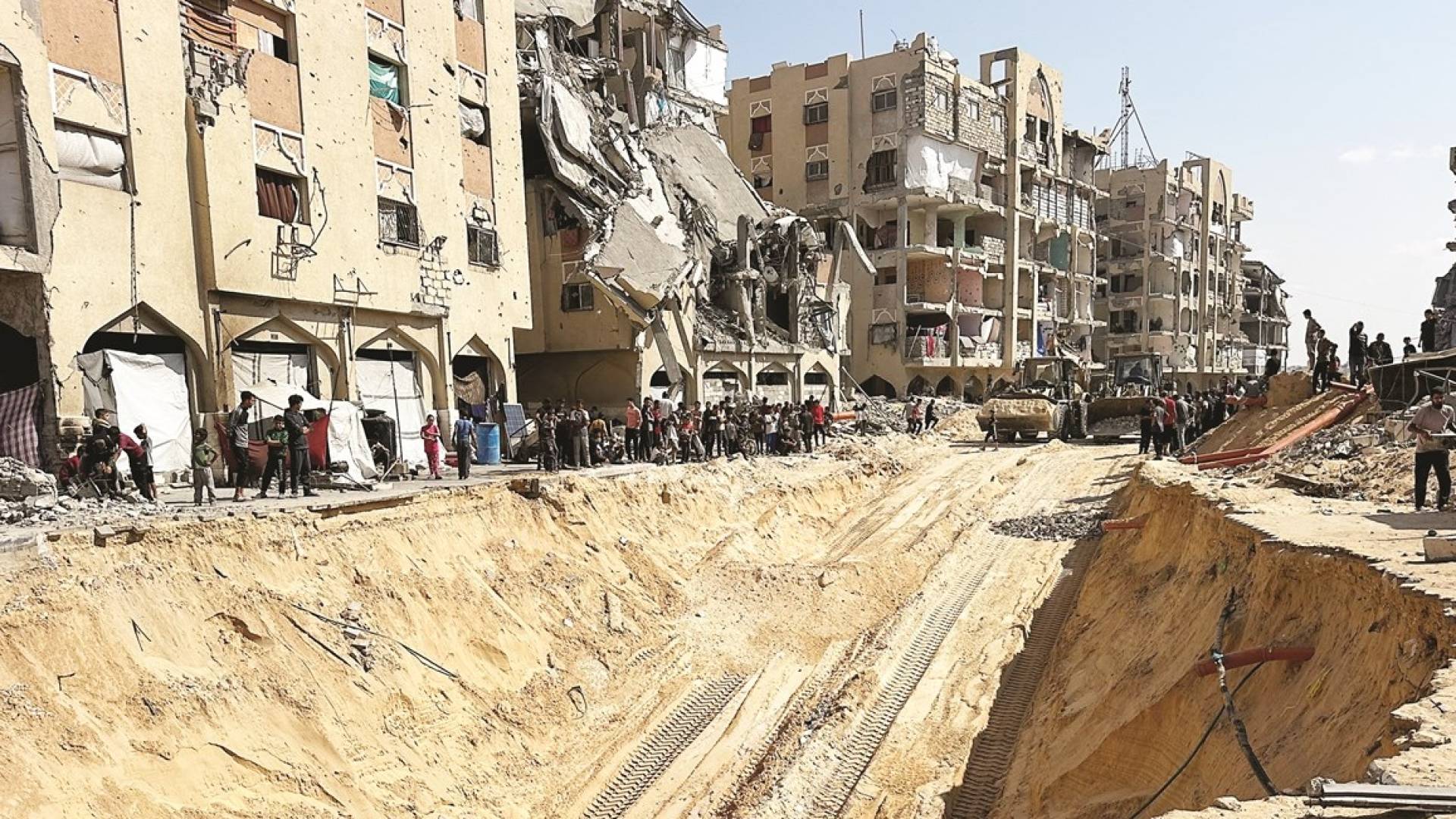 تضارب إعلامي لدى الاحتلال حول رفات محتجز تم استلامها من غزة