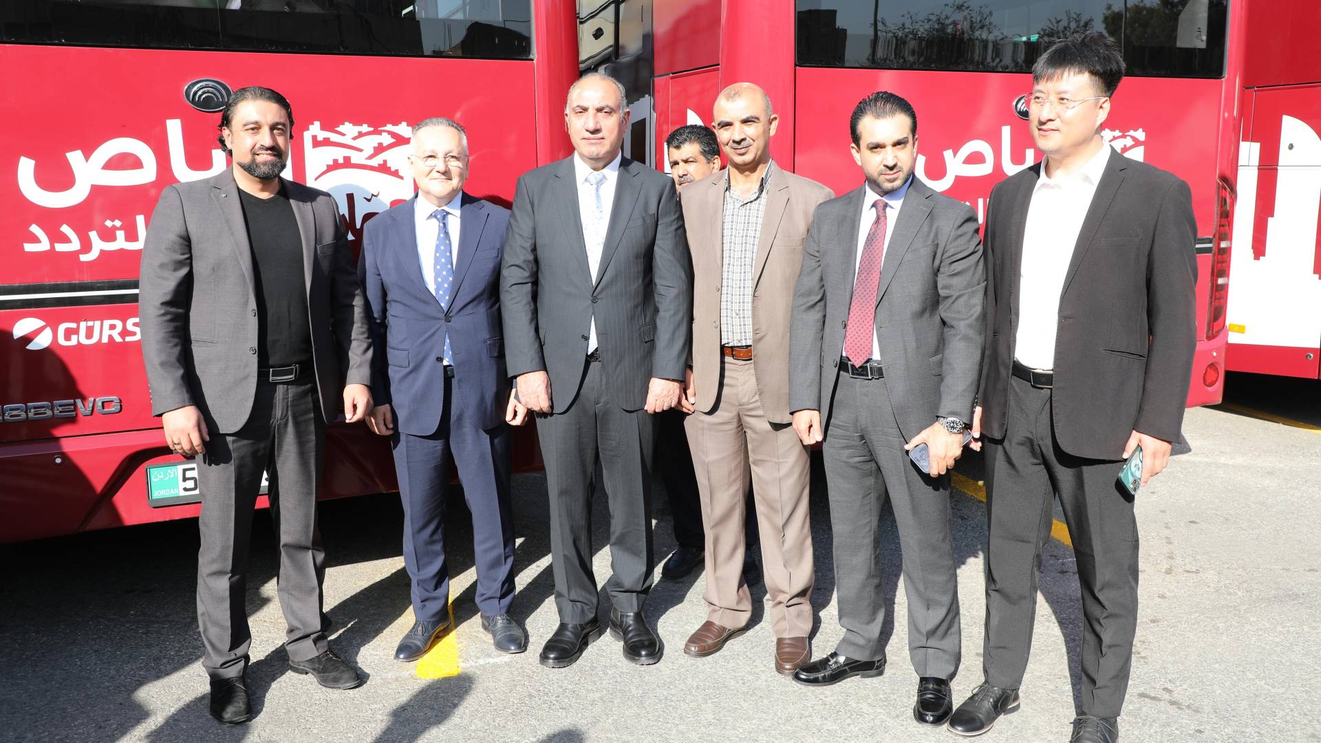 مراسم اطلاق المسار الجديد باستخدام الحافلات الكهربائية