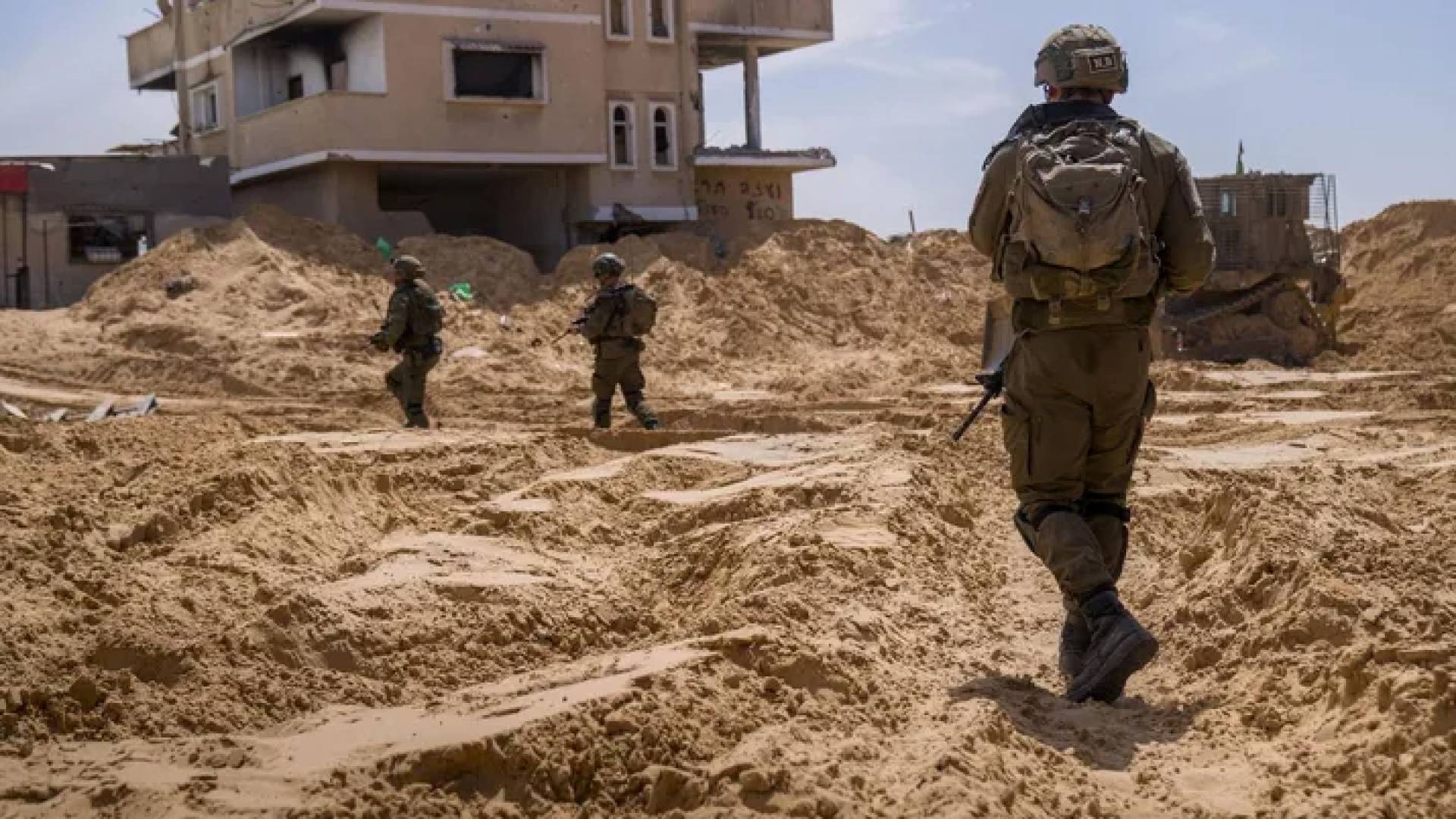 جيش الاحتلال يعلن مقتل أحد جنوده خلال عمليات عسكرية في مدينة رفح