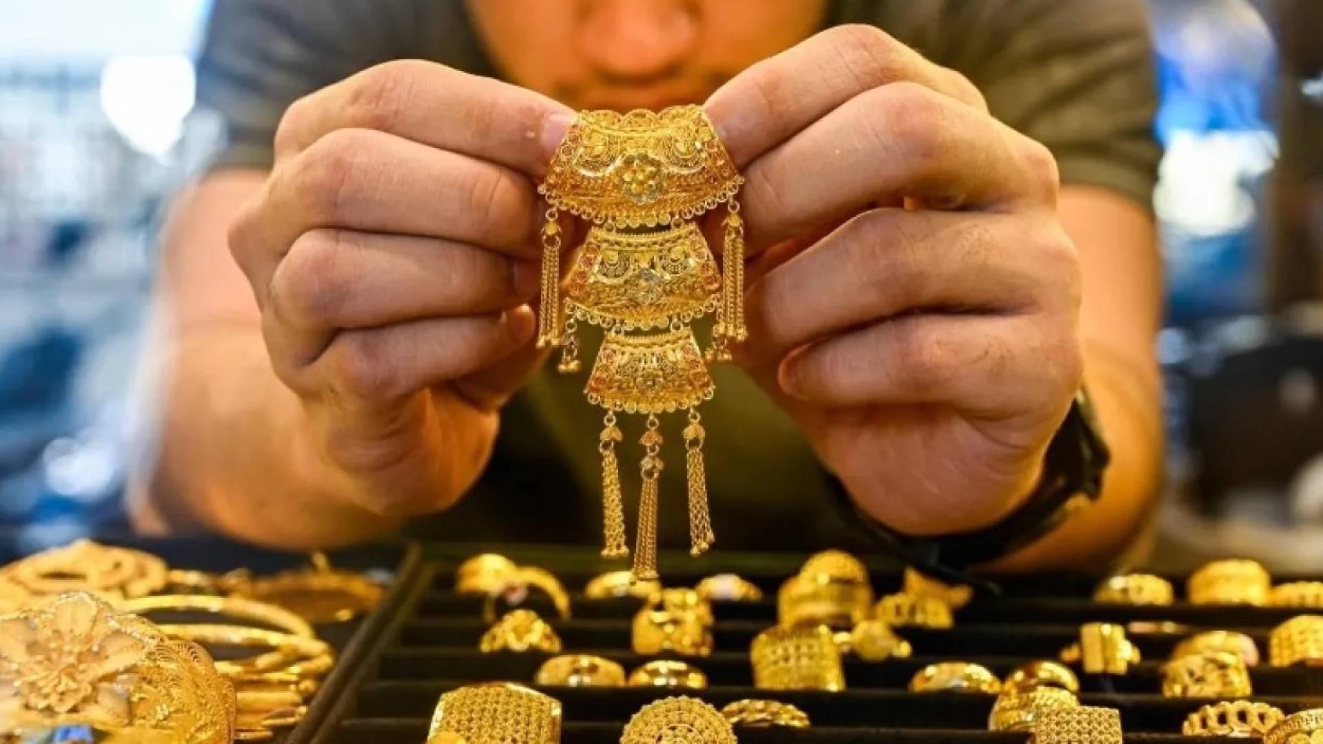 احد محال بيع الذهب في عمان.. ارشيفية