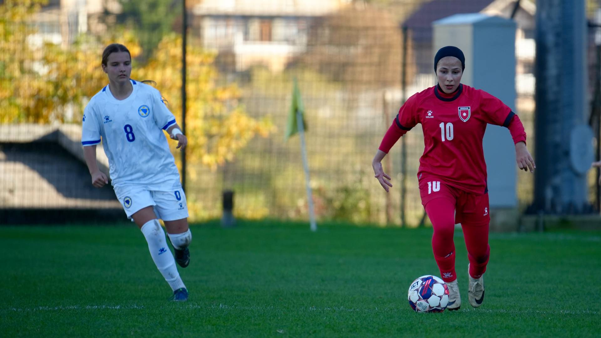 لاعبة المنتخب الوطني حلا مرار من المباراة