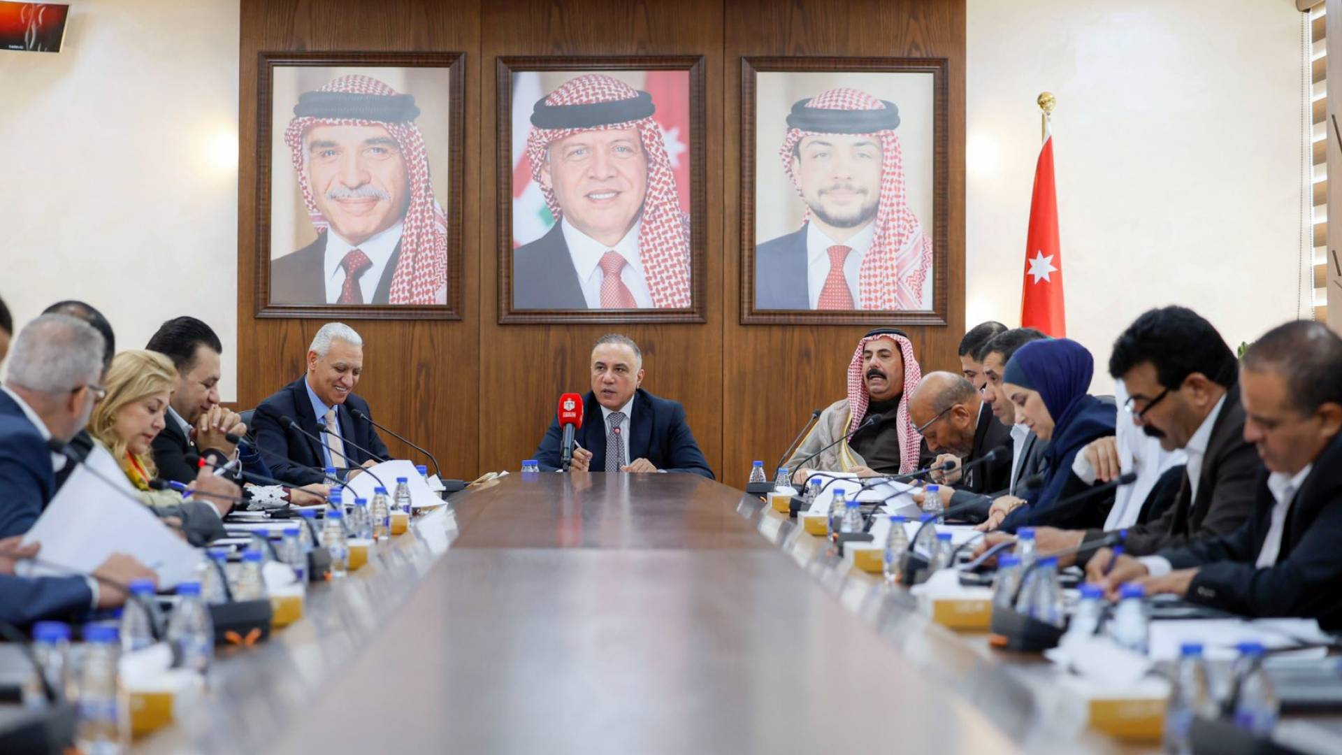 لجنة الرد على خطاب العرش