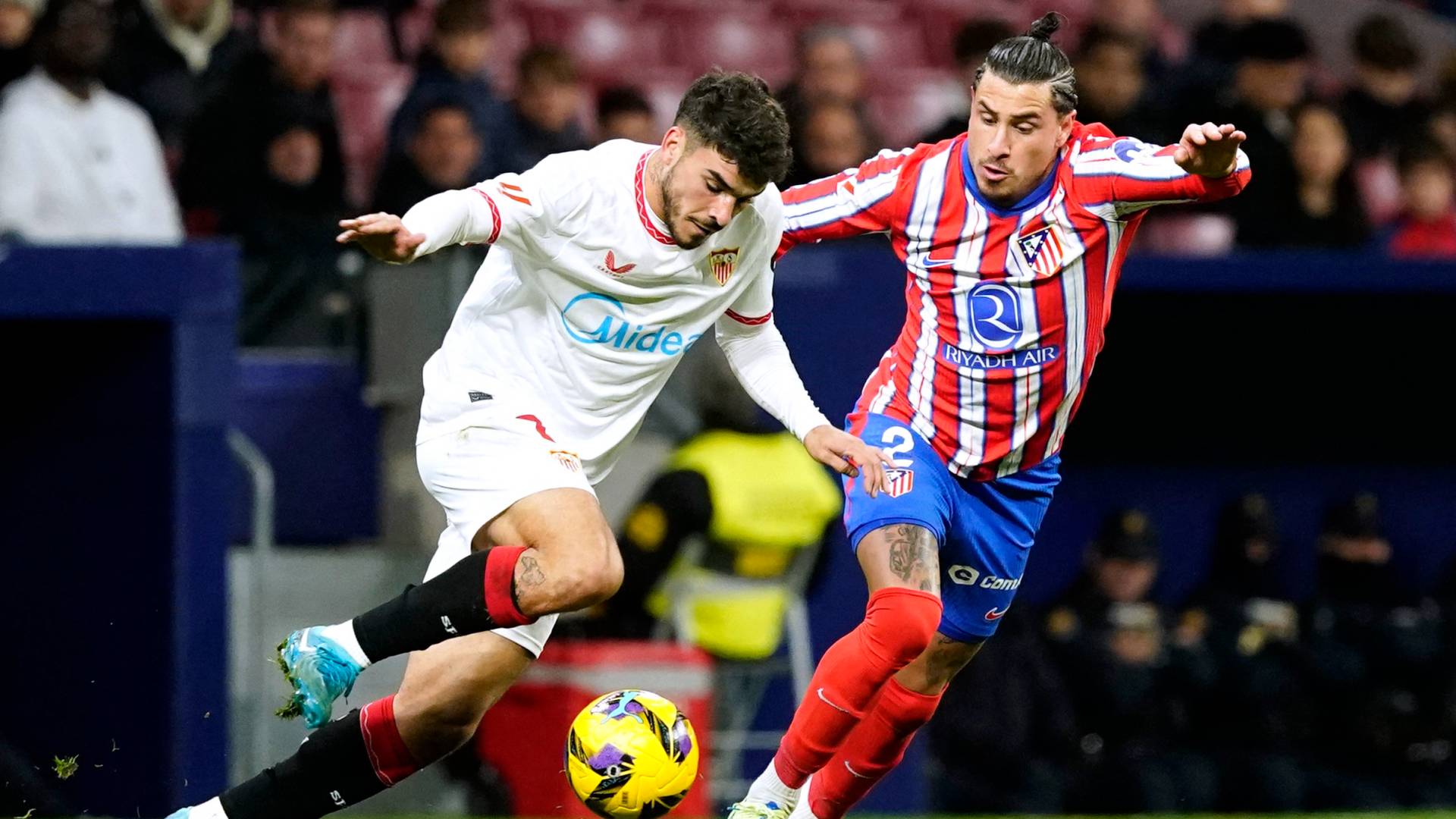 أتلتيكو مدريد ضد إشبيلية مواجهة الأصدقاء في الدوري الاسباني