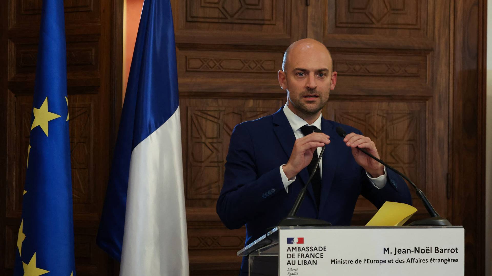 فرنسا تؤكد دعمها للبنان لتحقيق وقف إطلاق النار مع الاحتلال وتدعو إلى نزع سلاح حزب الله