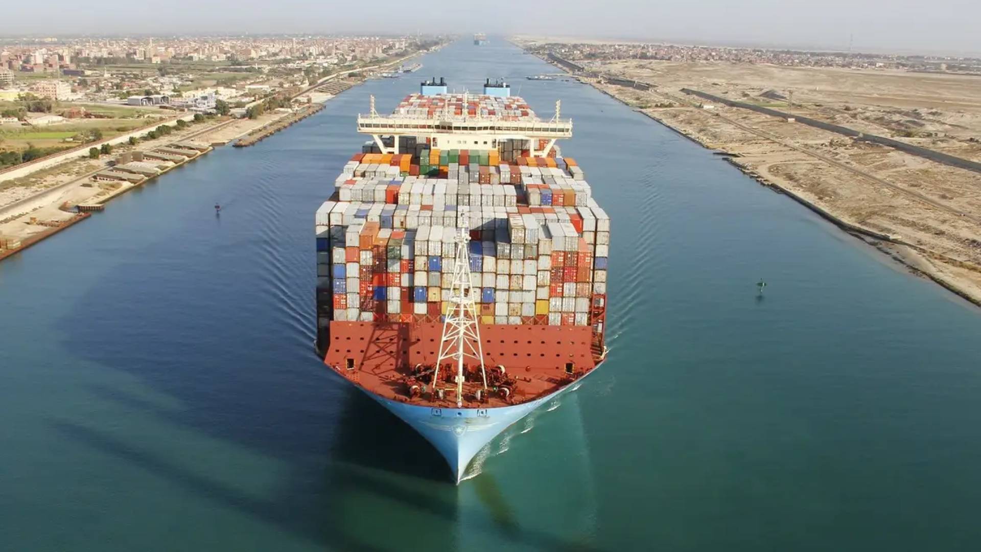 إيرادات قناة السويس ترتفع 14.2% مع تحسن الملاحة بعد اتفاق غزة