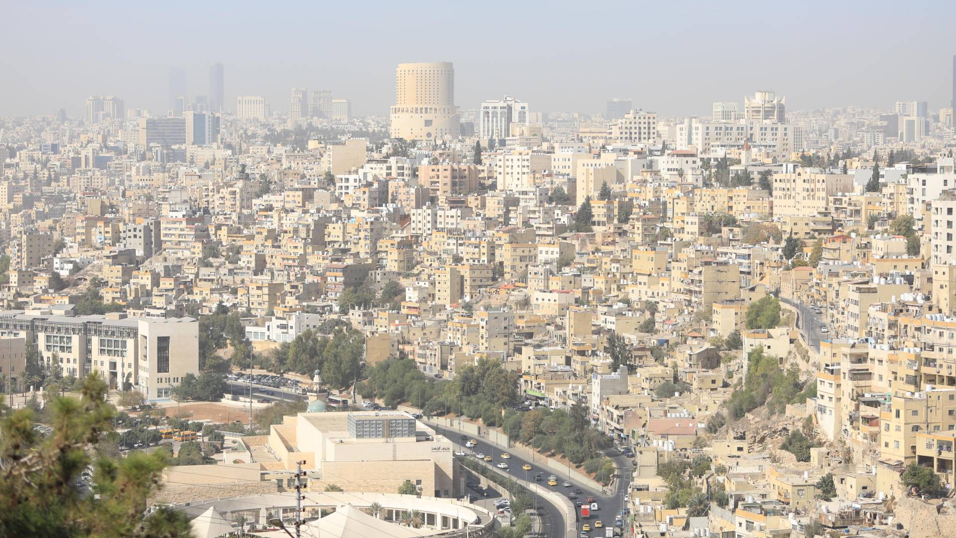 "الأرصاد": انخفاض تدريجي على درجات الحرارة وطقس لطيف لعطلة نهاية الإسبوع