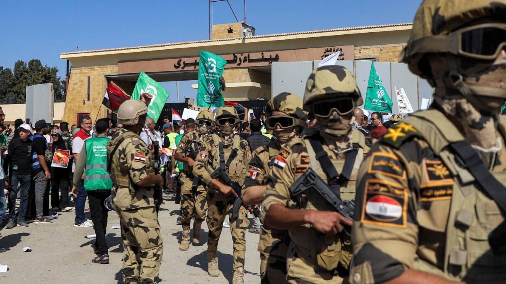 وزير بالكابينت يطالب بجلسة طارئة لبحث "تعاظم قوة الجيش المصري" و"فجوات استخباراتية"