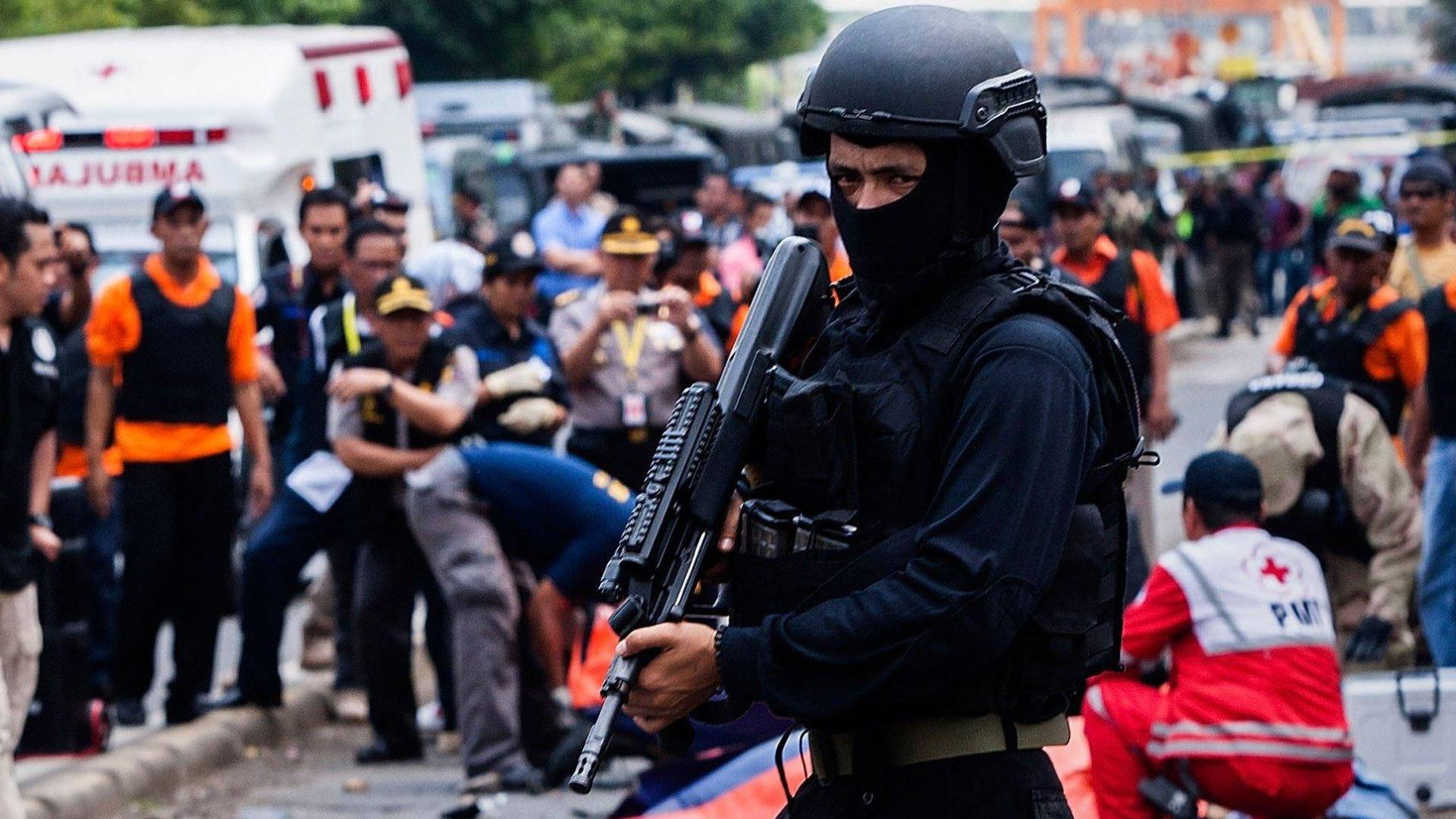 أ ف ب: 54 جريحا في انفجار مجهول المصدر قرب مدرسة في العاصمة الإندونيسية