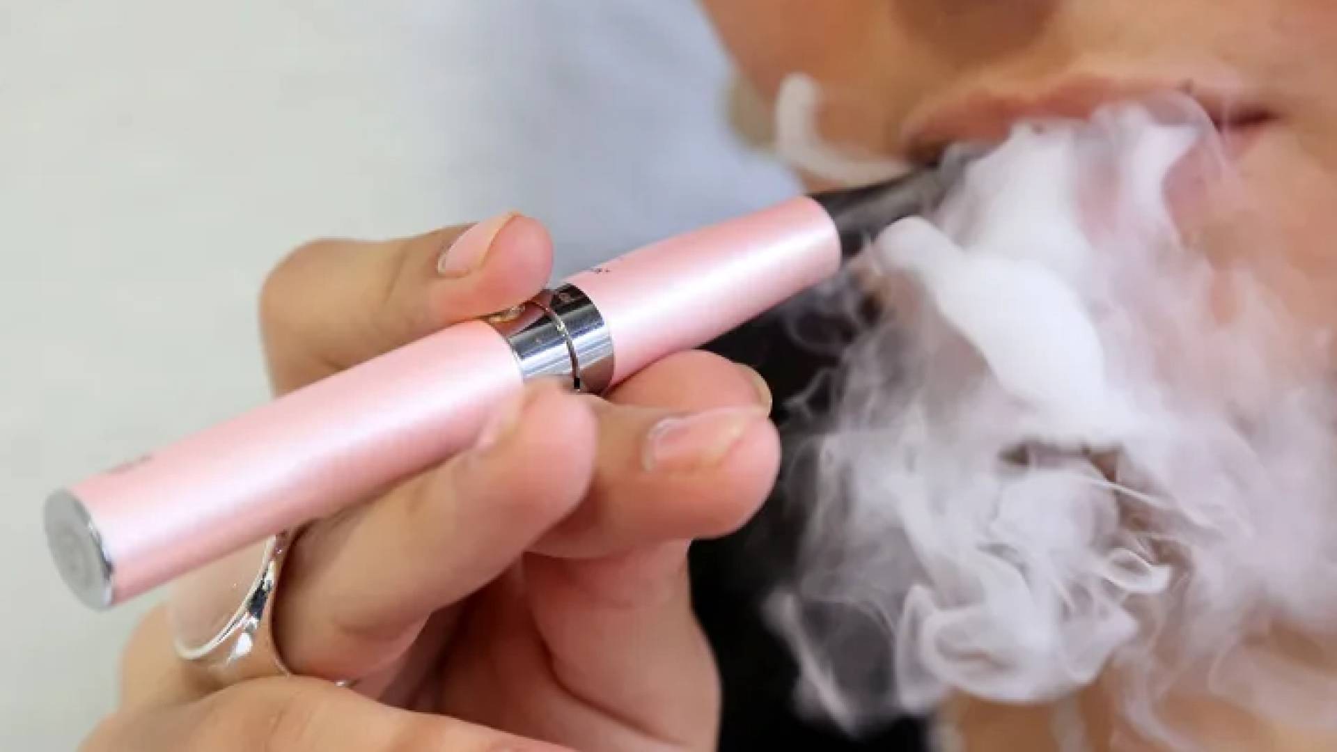 السجائر الإلكترونية