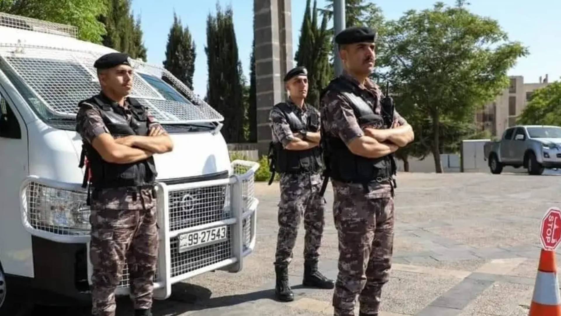 "الأمن العام" يدعو المواطنين للإبلاغ عن أي أجنبي يسكن لديهم في الأردن لتفادي قيمة المخالفة