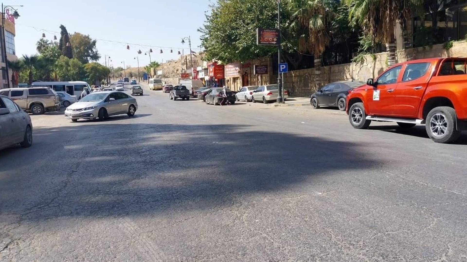 لالطريق الحيوي الممتد من إشارة السياحة وحتى دوار القيروان